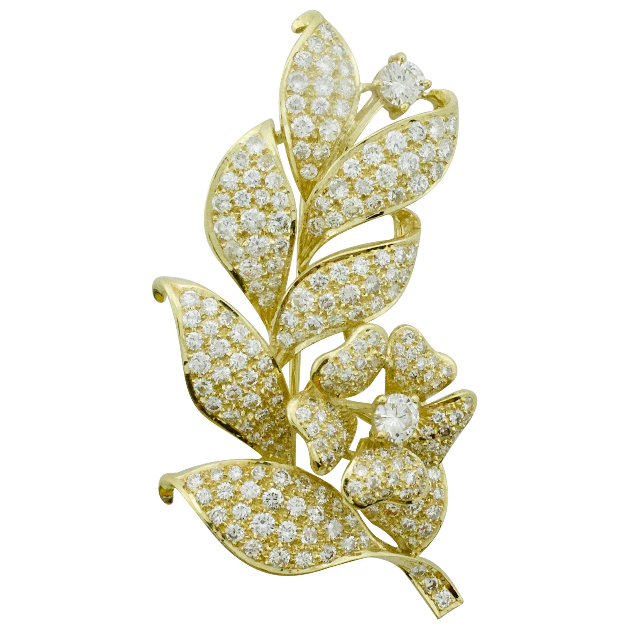 Significant Diamond Flower Brooch 7.65 Carat For Sale