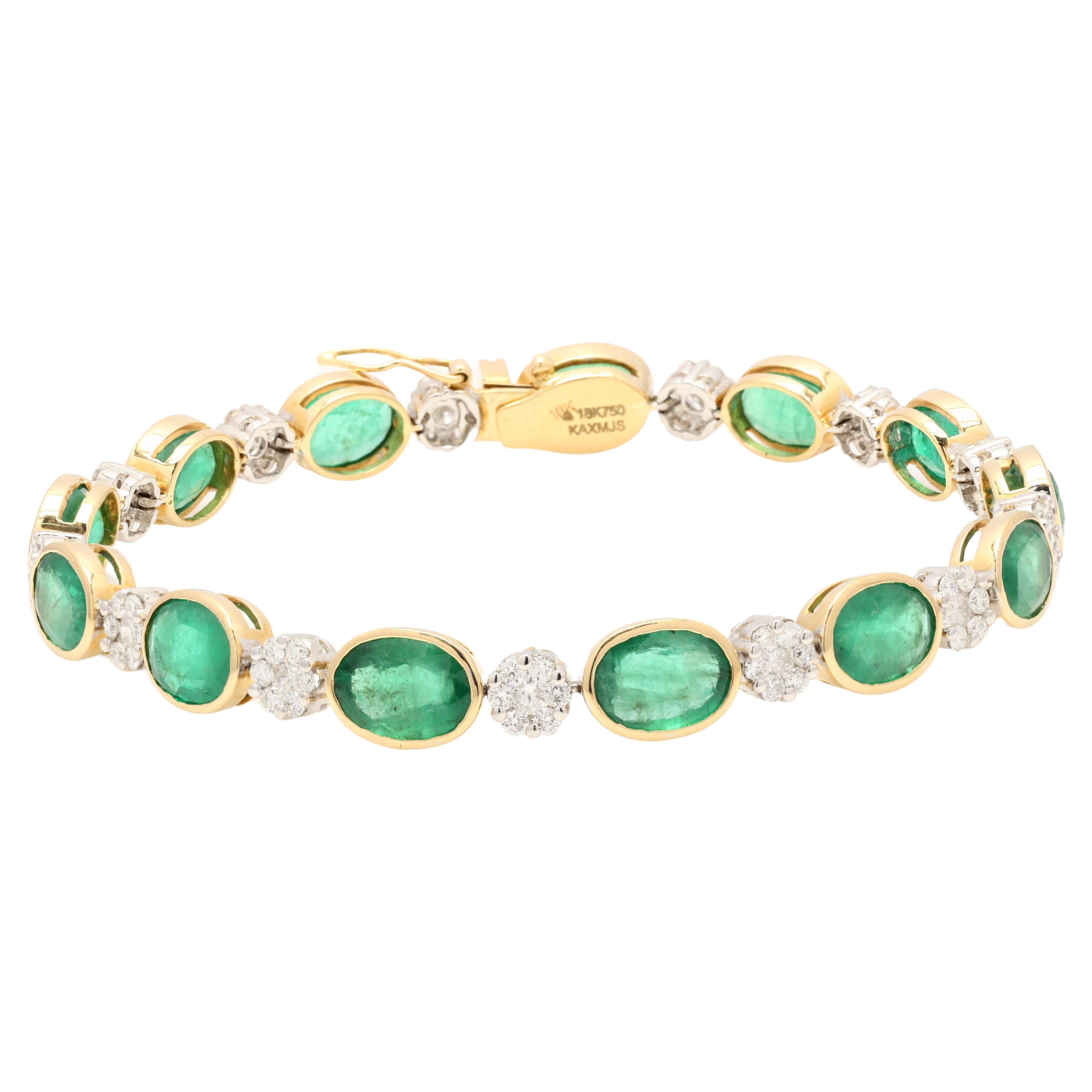 Significant Diamond Emerald Tennis Bracelet in 18K Solid Yellow Gold For Sale