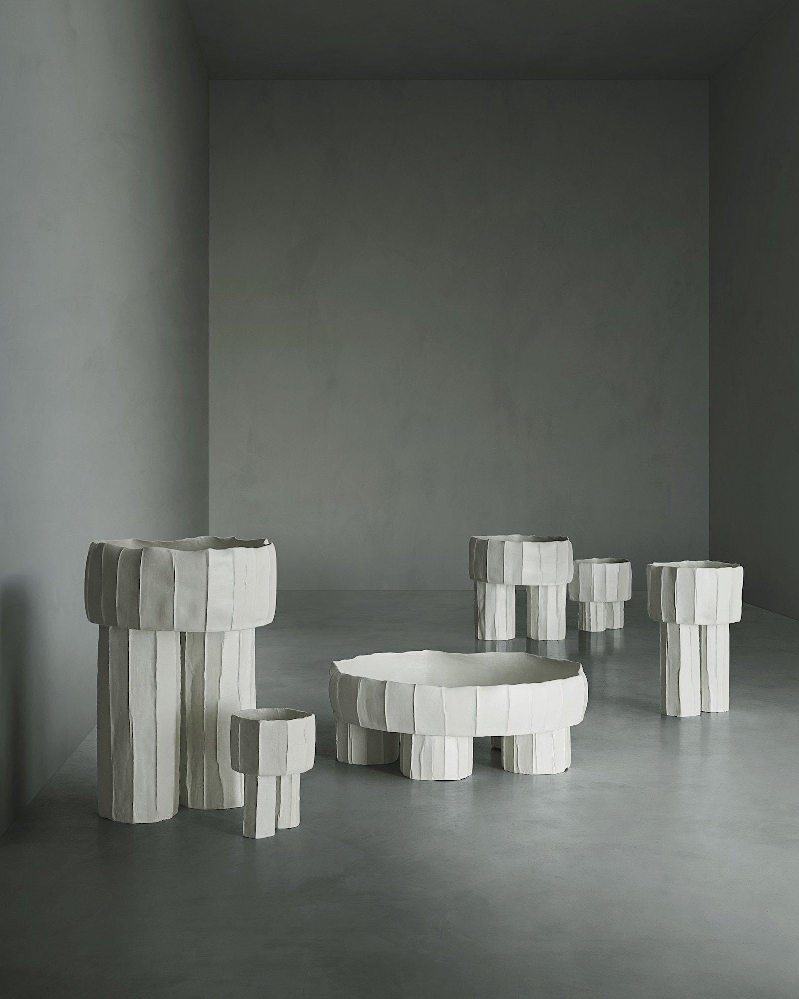 Postmoderno Scultura Signorine di Paola Paronetto in vendita