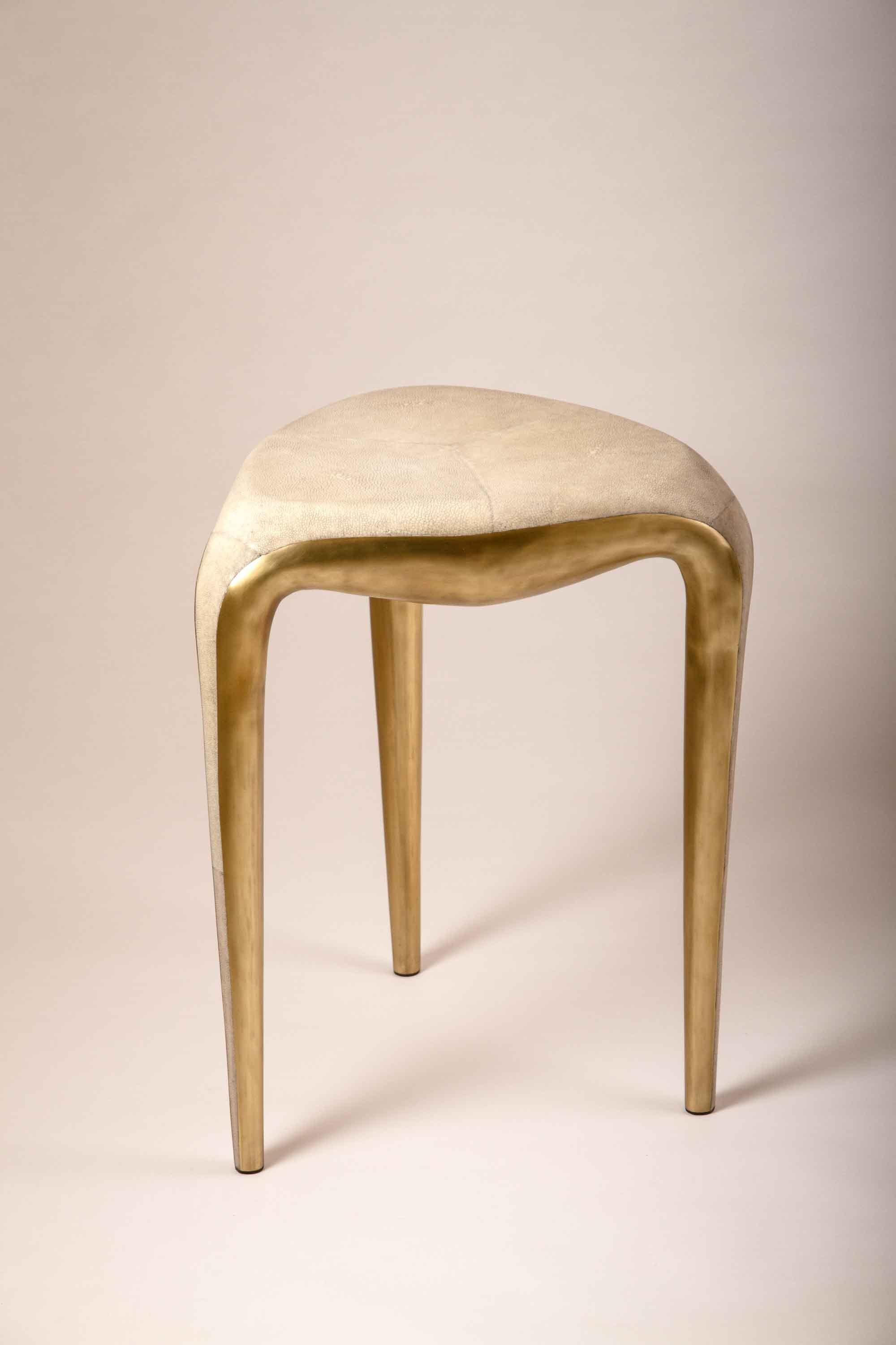 French Sigorney Stool in Cream Shagreen and Bronze-Patina Brass by R&Y Augousti