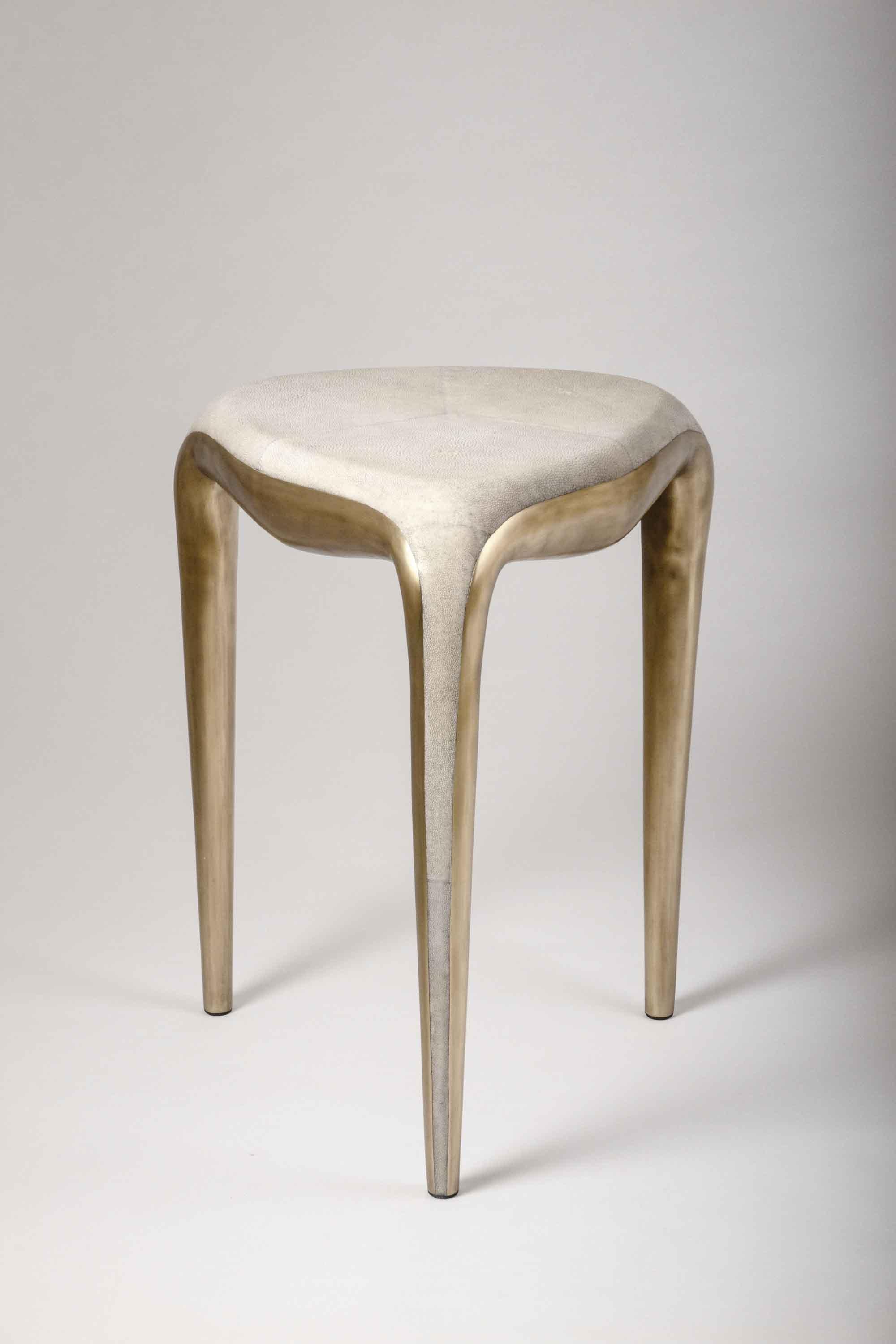 Hand-Crafted Sigorney Stool in Cream Shagreen and Bronze-Patina Brass by R&Y Augousti