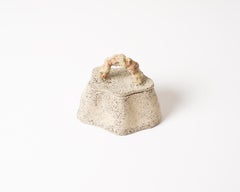 Sculptural Pot with lid «handbag»