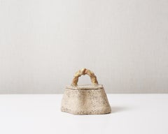 Sculptural Pot with lid «handbag»