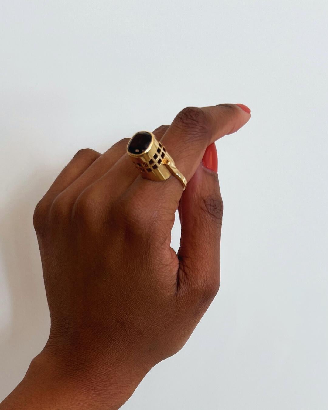 da uomo o donna Sigurd Persson Anello in oro e quarzo fumé dal design nordico scandinavo in vendita
