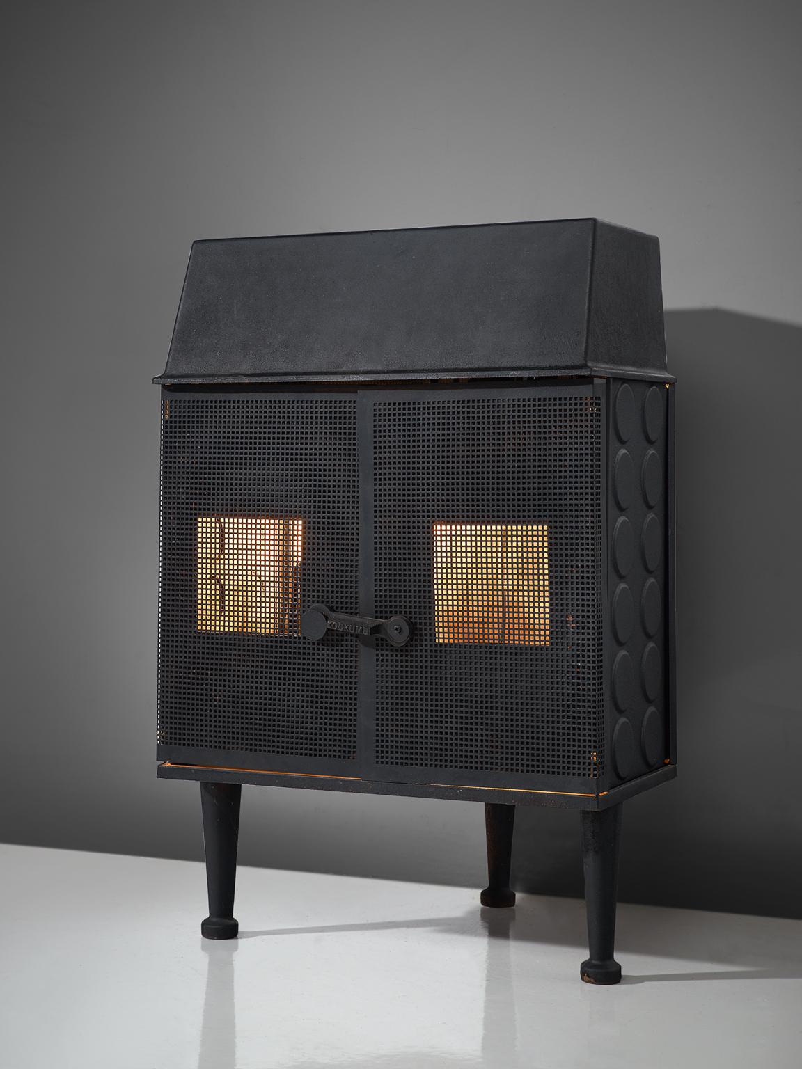 wood burning cast iron stove