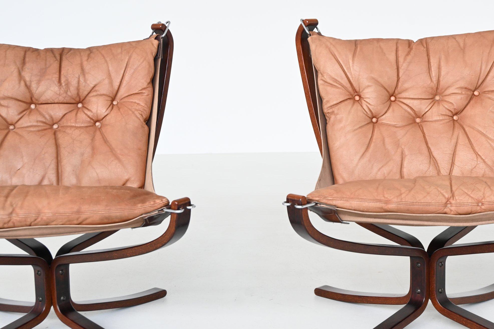 Sigurd Ressel Sillones Falcon de cuero coñac Vatne Noruega 1970 en venta 3