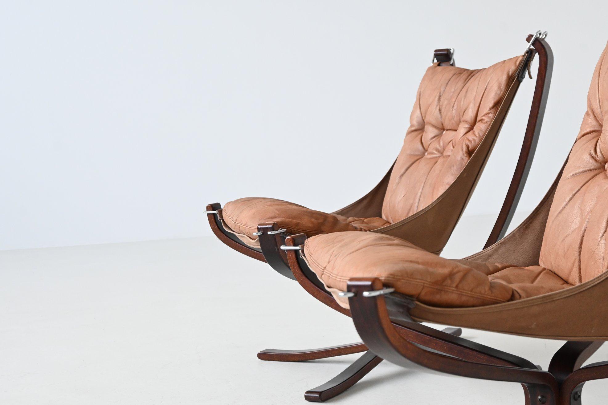 Sigurd Ressel Sillones Falcon de cuero coñac Vatne Noruega 1970 en venta 4