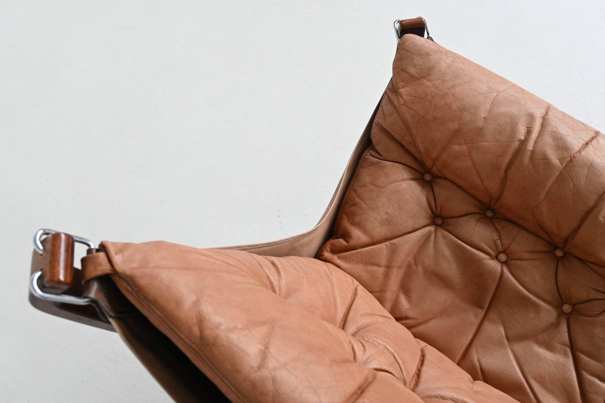 Sigurd Ressel Sillones Falcon de cuero coñac Vatne Noruega 1970 en venta 11