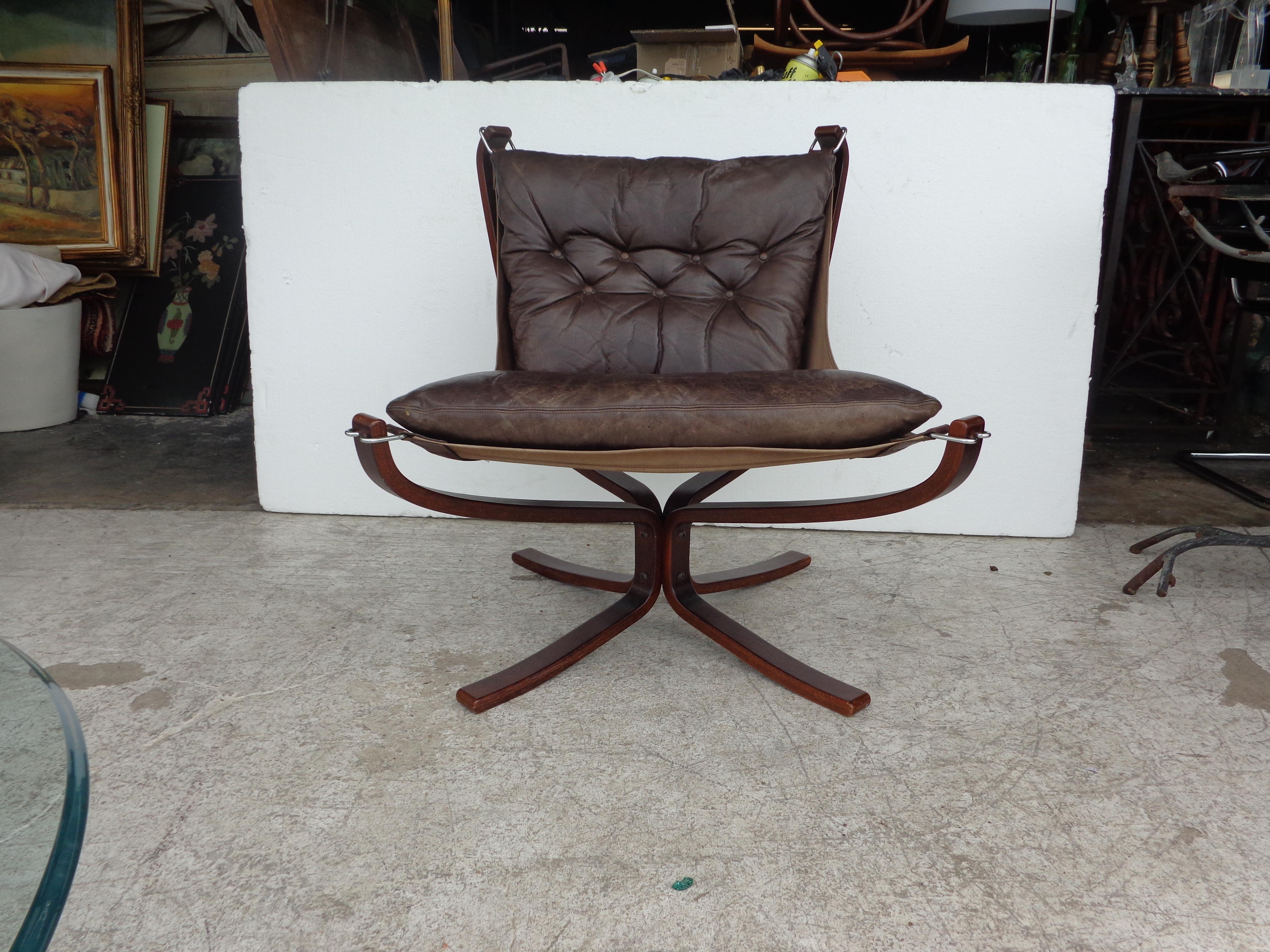 Late 20th Century Sigurd Ressell Falcon Leather Lounge Chair