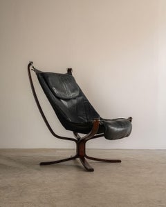 Fauteuil « Falcon » de Sigurd Ressell, en cuir et bois courbé, Norvège, années 1970