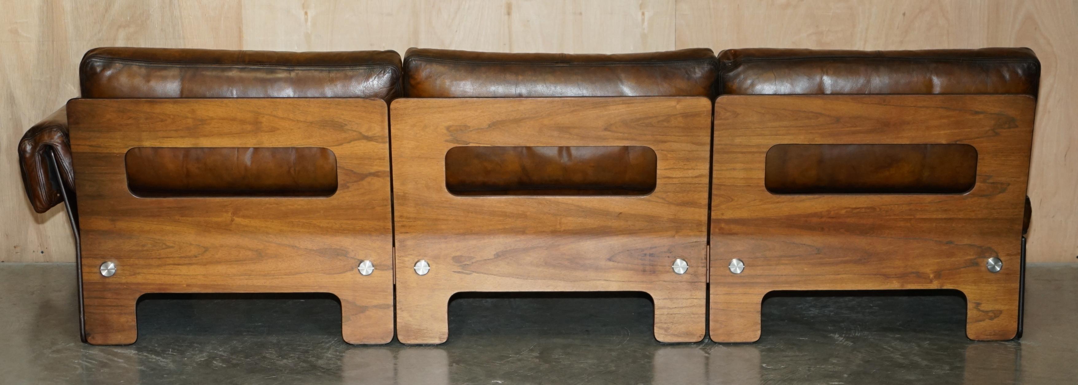 SIGURD RESSELL FOR VATNE MOBLER HARDWOOD BROWN LEATHER SOFA ARMCHAiR TABLE SUITE For Sale 7