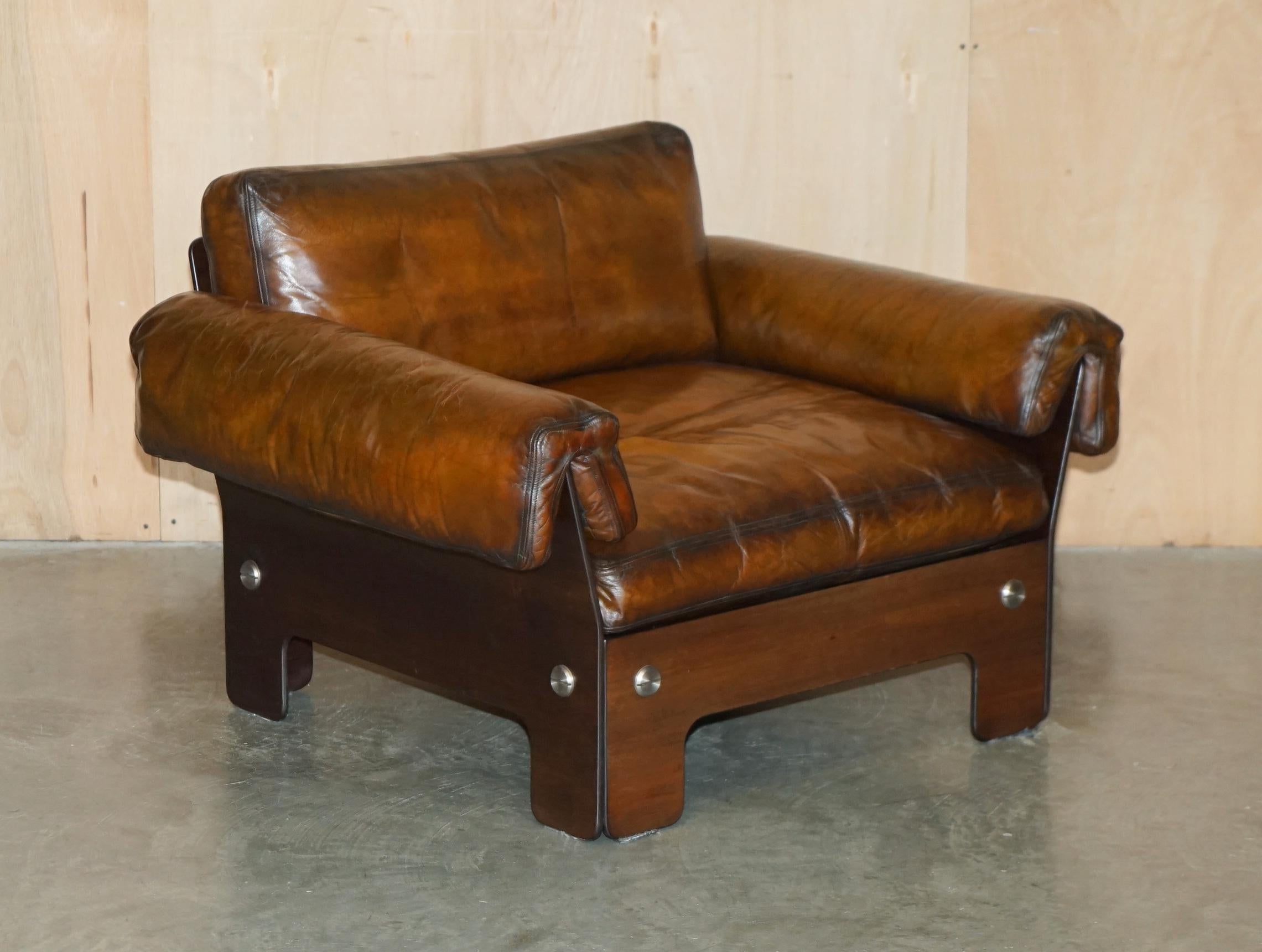 Royal House Antiques

Royal House Antiques is delighted to offer for sale this stunning, fully restored vintage five piece sofa, armchair and coffee table suite by Sigurd Ressell (1920-2010) for Vatne Mobler with Redwood frames and hand dyed brown