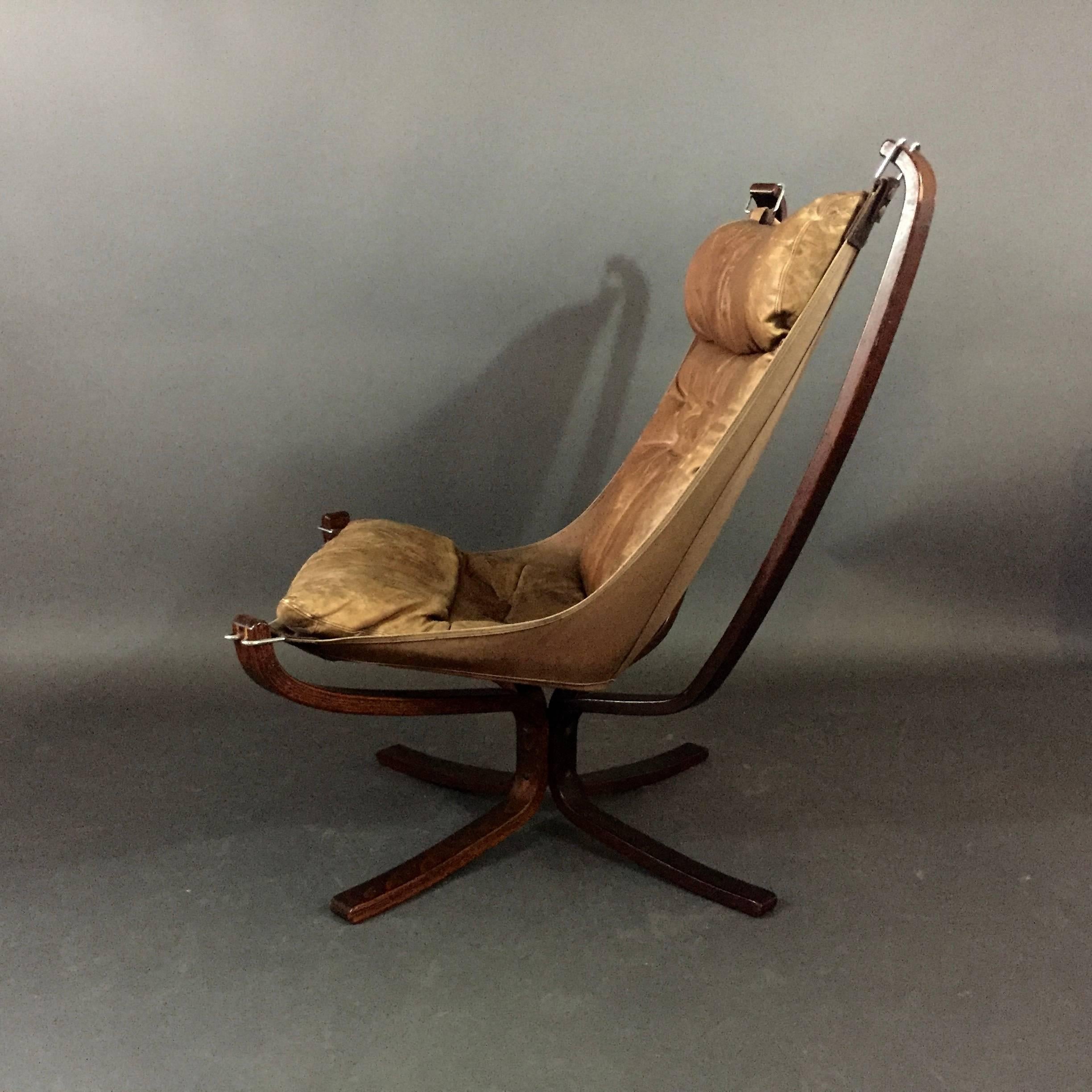 Sigurd Ressell High Back Cognac Leather Falcon Chair In Good Condition In Hudson, NY