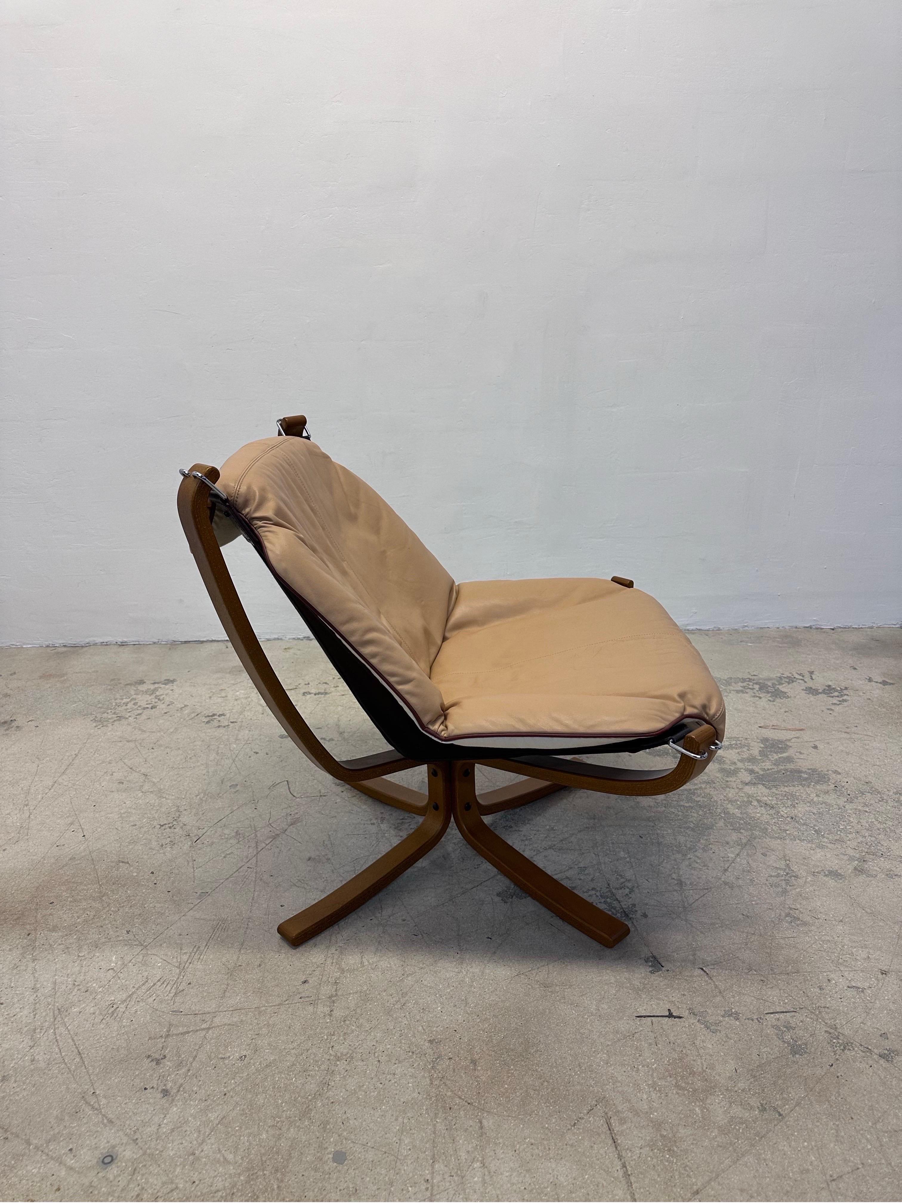 Norwegian Sigurd Ressell Leather Falcon Lounge Chair for Vatne Mobler For Sale