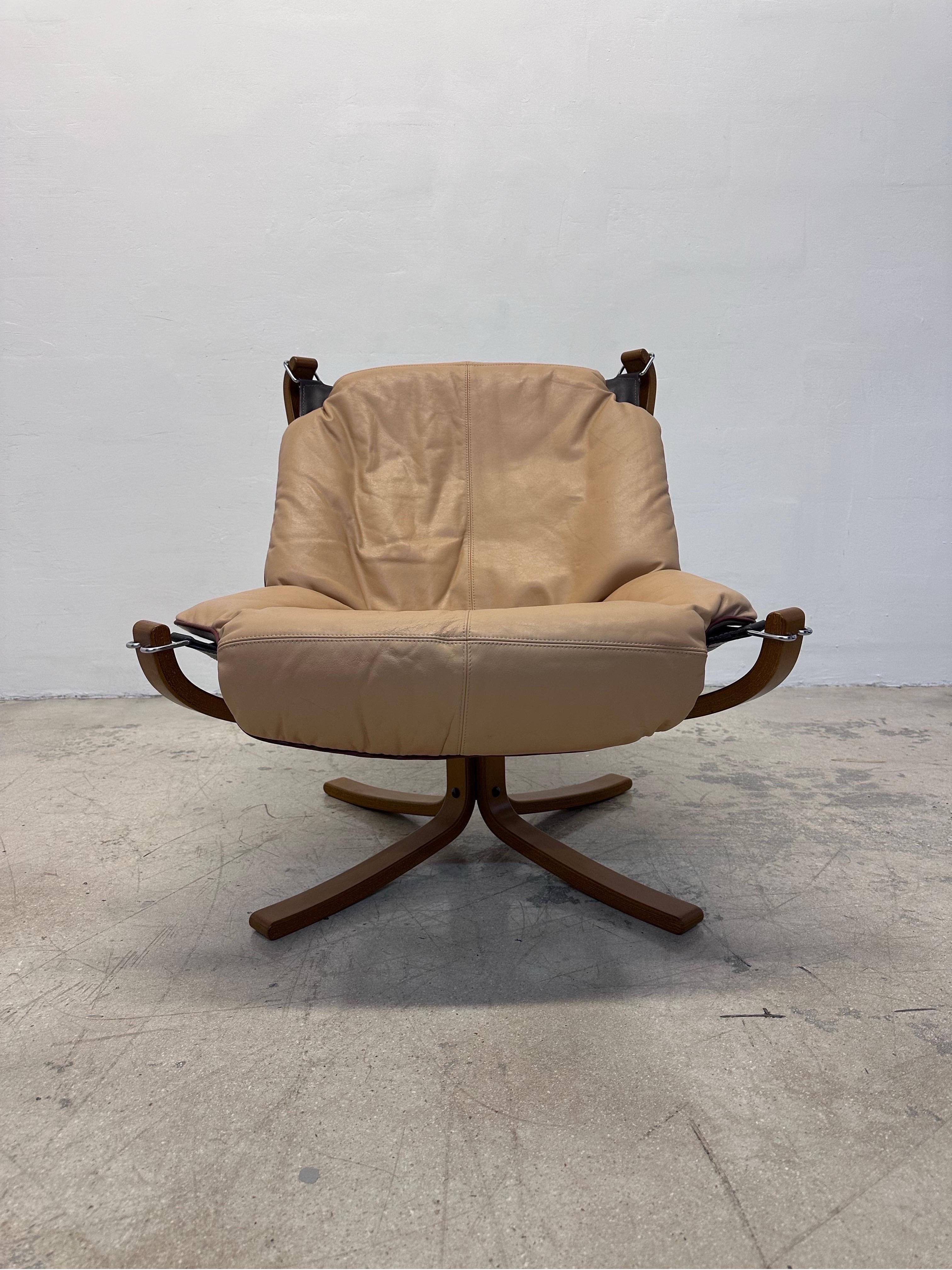 Sigurd Ressell Leather Falcon Lounge Chair for Vatne Mobler For Sale 1