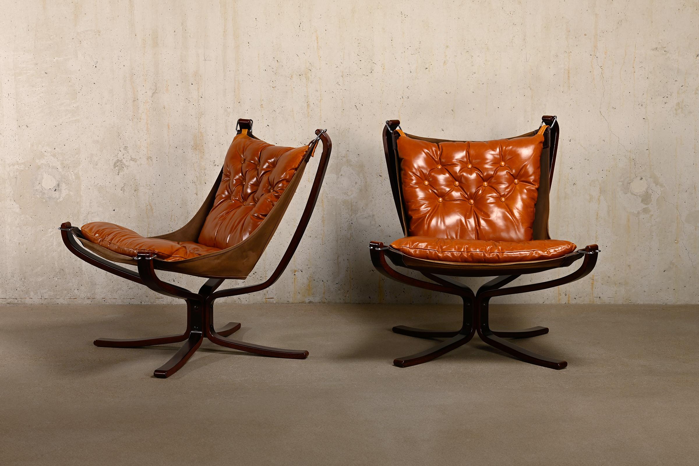 Mid-Century Modern Sigurd Ressell pair Falcon Chairs in brown leather for Vatne Møbler, Norway 1970