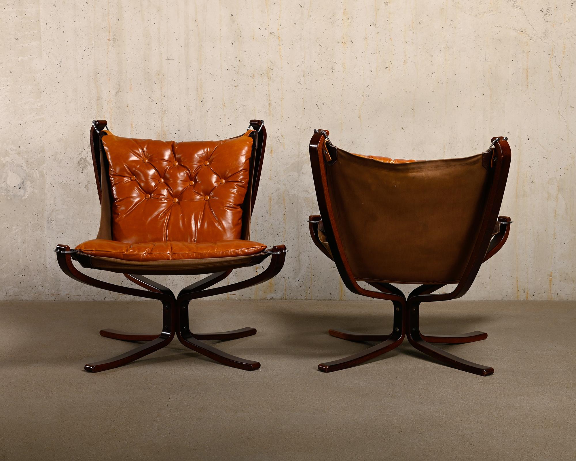 Leather Sigurd Ressell pair Falcon Chairs in brown leather for Vatne Møbler, Norway 1970
