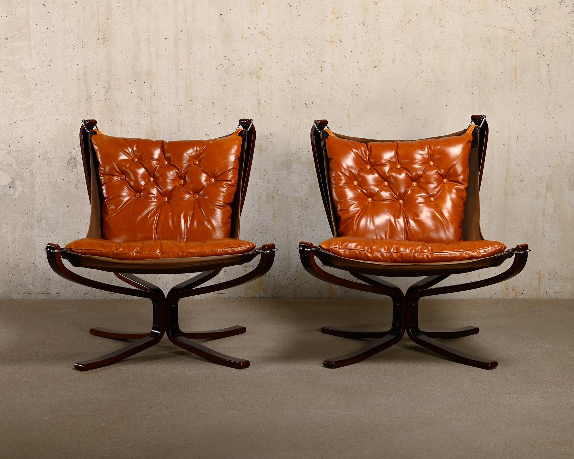Sigurd Ressell pair Falcon Chairs in brown leather for Vatne Møbler, Norway 1970 1