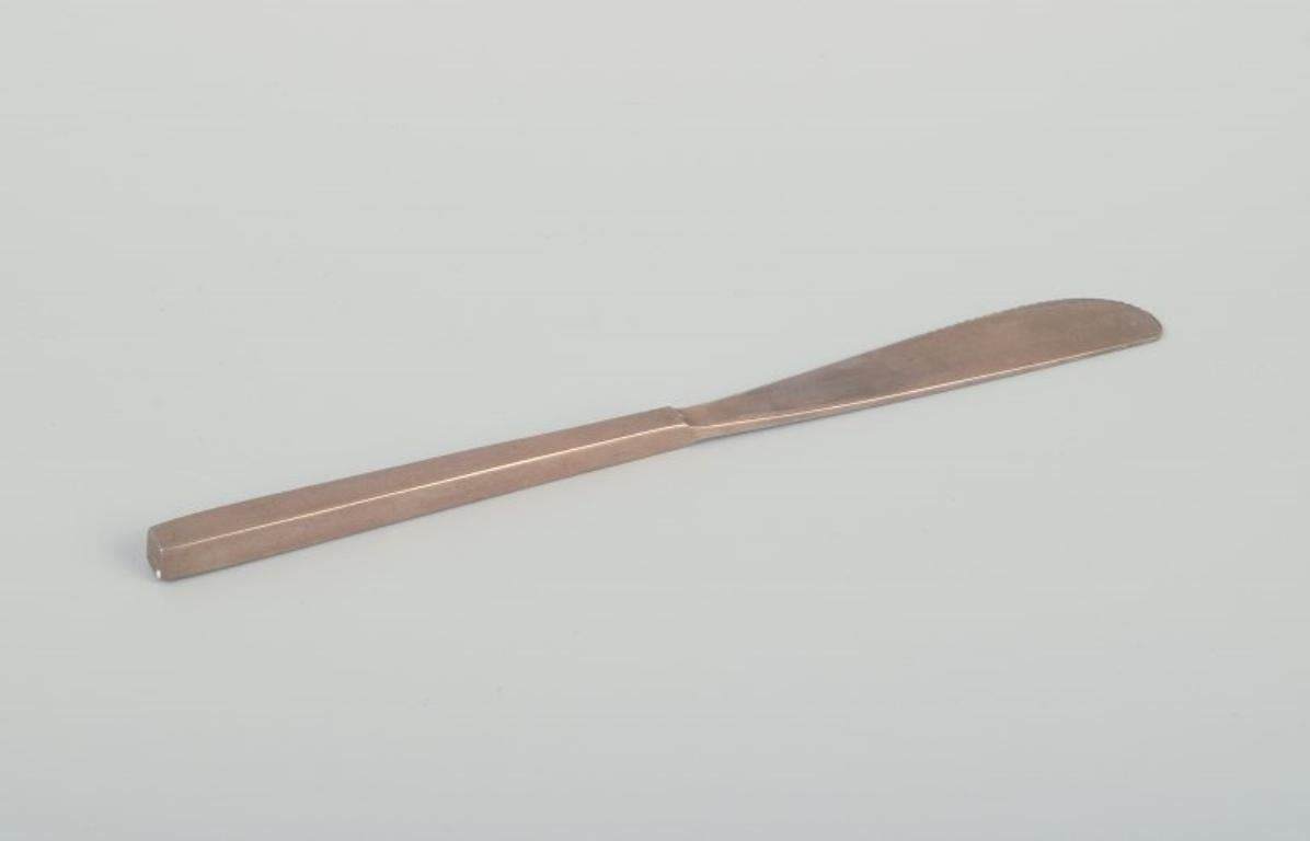 Danish Sigvard Bernadotte 'Scanline' brass flatware. Four-person dinner set. 20 pieces For Sale