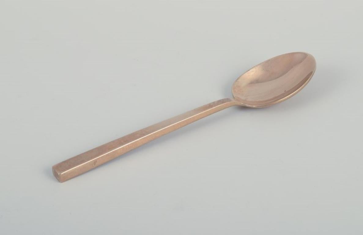 Sigvard Bernadotte „Scanline“ Besteck aus Messing. Tafelservice für sechs Personen. 30 Pieces (20. Jahrhundert) im Angebot