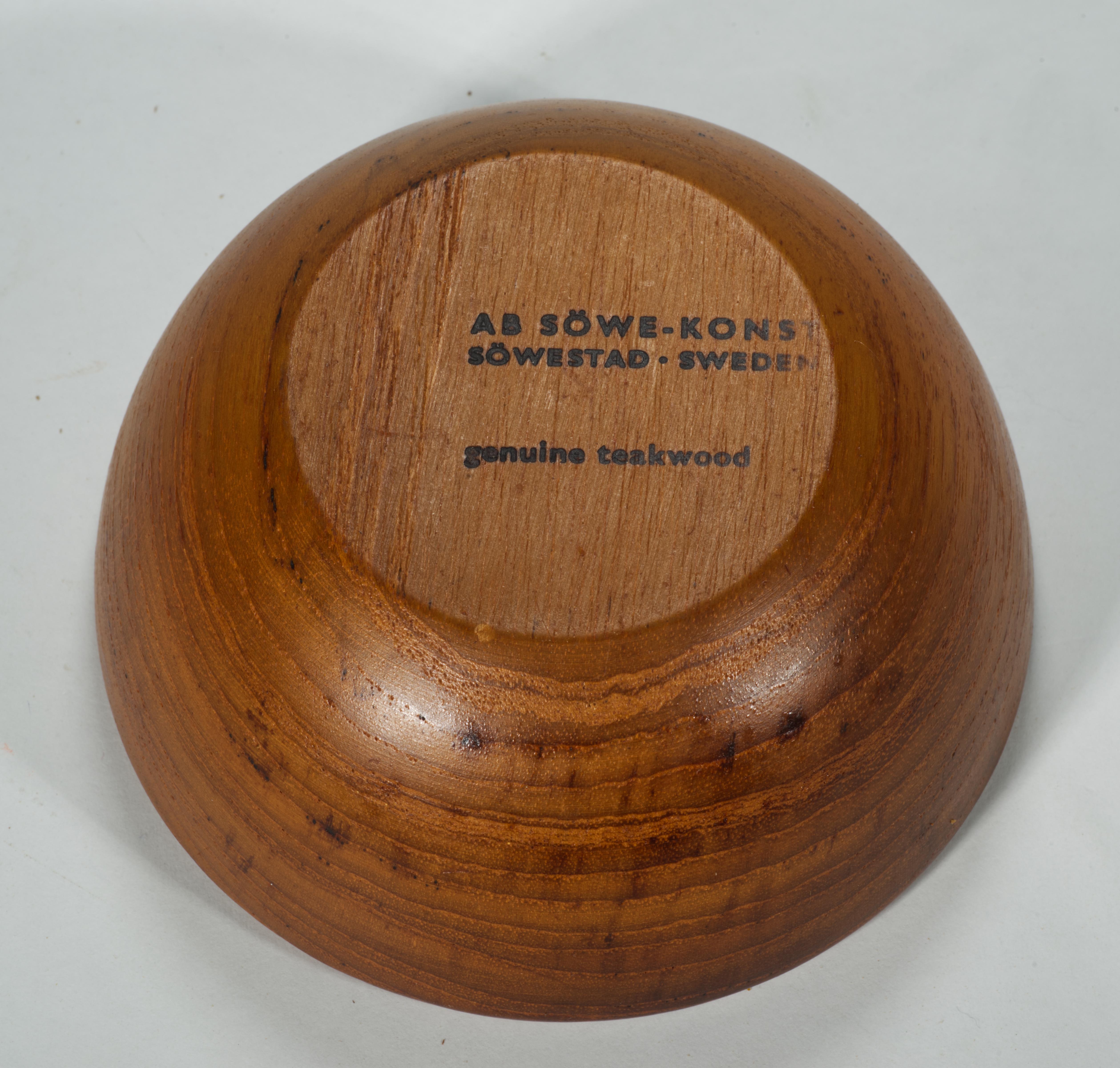 Hand-Crafted Sigvard Nilsson for Söwe Konst Sweden Teak Bowl Scandinavian Modern For Sale
