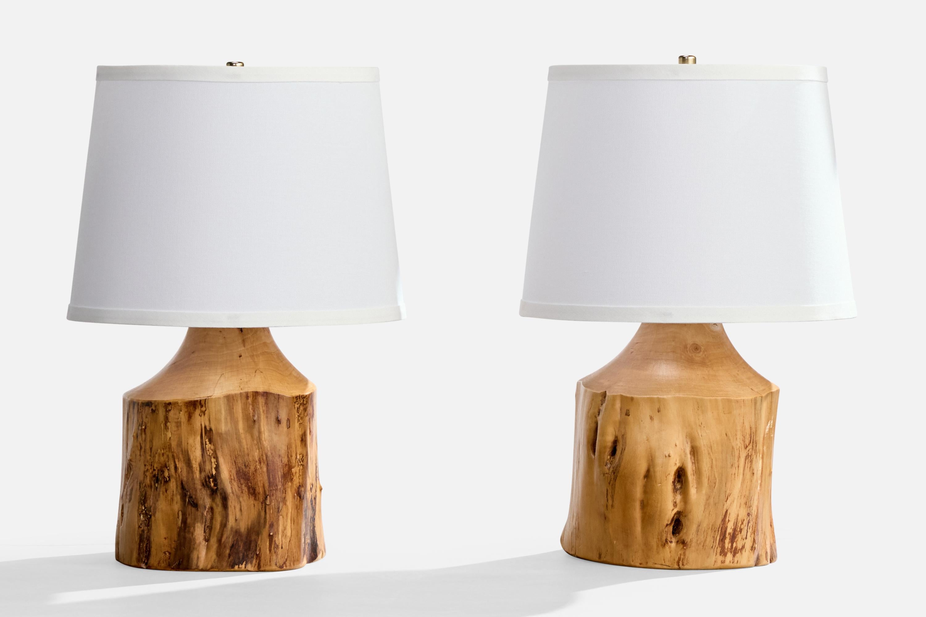 Paire de lampes de table en bois de coton aux formes libres, conçues et produites par Sigvard Nilsson, Suède, années 1970

Dimensions de la lampe (pouces) : 12.45