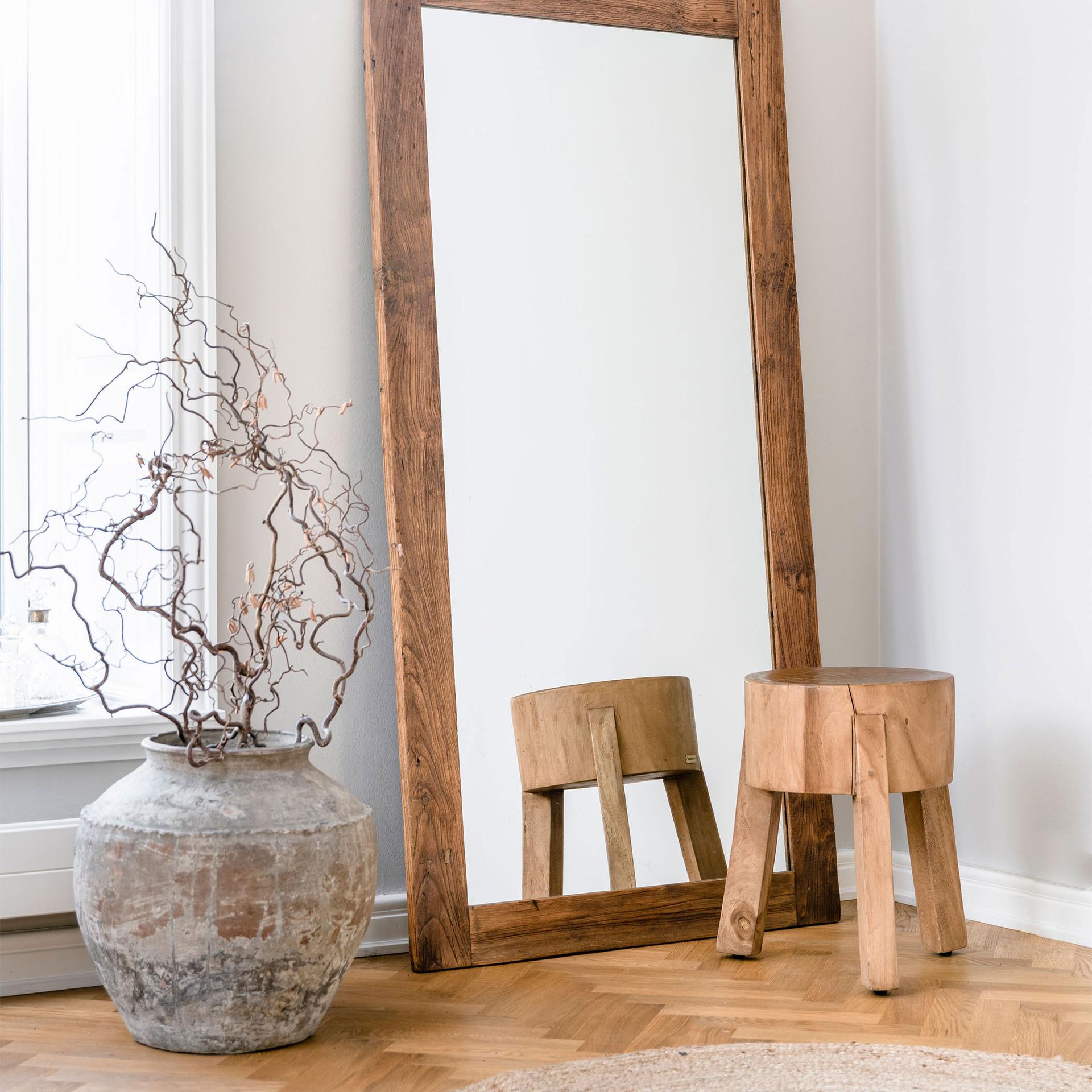 The Roger Stool's strength and simplicity highlight the beautiful suar wood used to craft it. The stool is heavy and is not easily knocked over. The Roger stool is very versatile and fits well as a nightstand table or in the living room as an extra