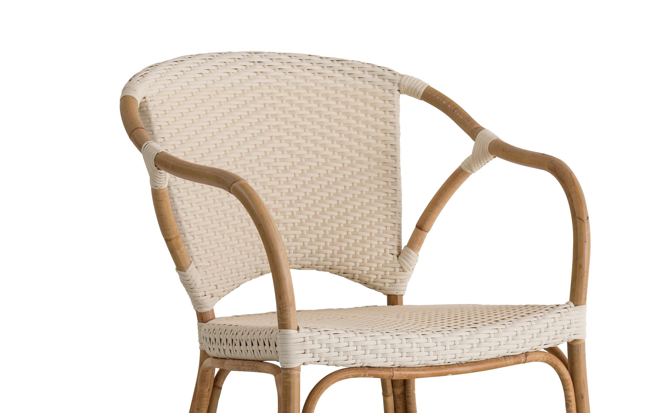 Affäire is designed for the upper end cafés, brasseries and restaurants in historical European cities and capitals all-over the world. An elegant choice for Rivieras and sidewalk cafés, our handcrafted Affäire café chairs, stools and tables bring