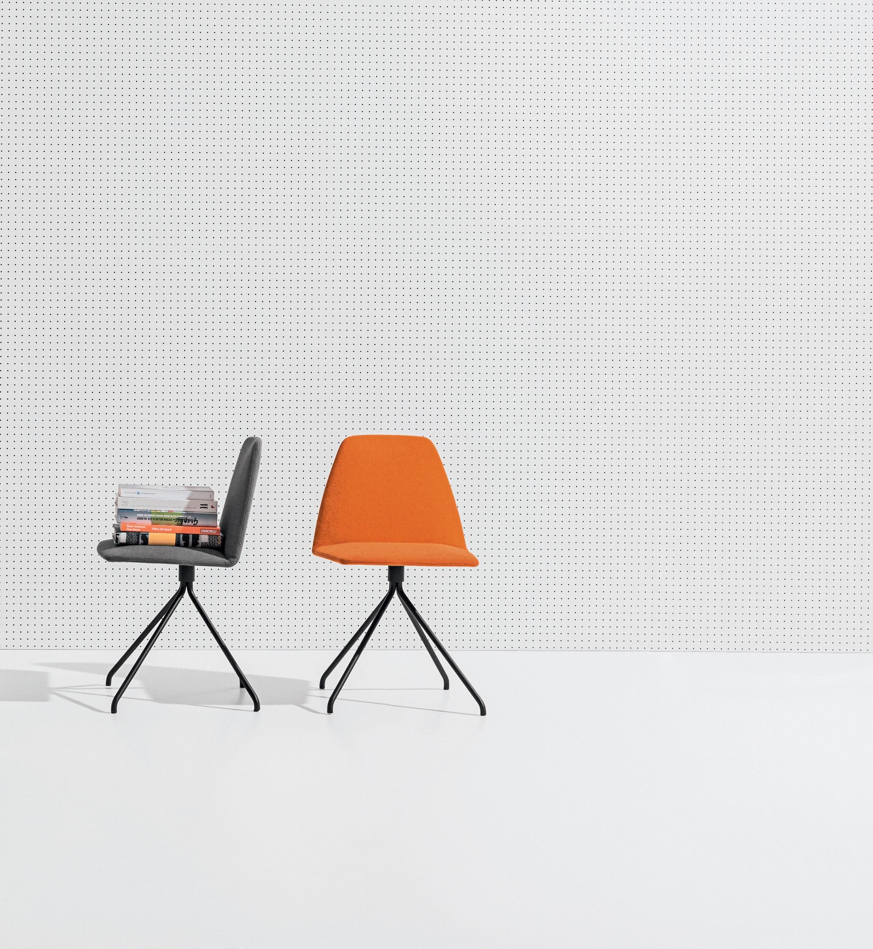 Chair with embossed metal base lacquered in mocha, black, white or clay. Body completely covered in Kvadrat fabric 509 orange.
Designed by the Lievore Altherr Molina studio, thanks to the essential construction and balanced proportions SILA can fit