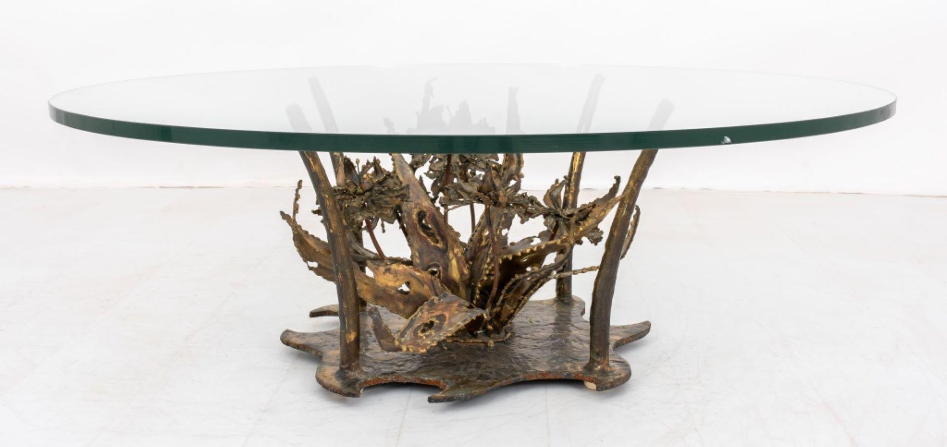 Silas Seandel, niedriger Tisch aus Bronze und Glas, 1970er-Jahre im Angebot 5
