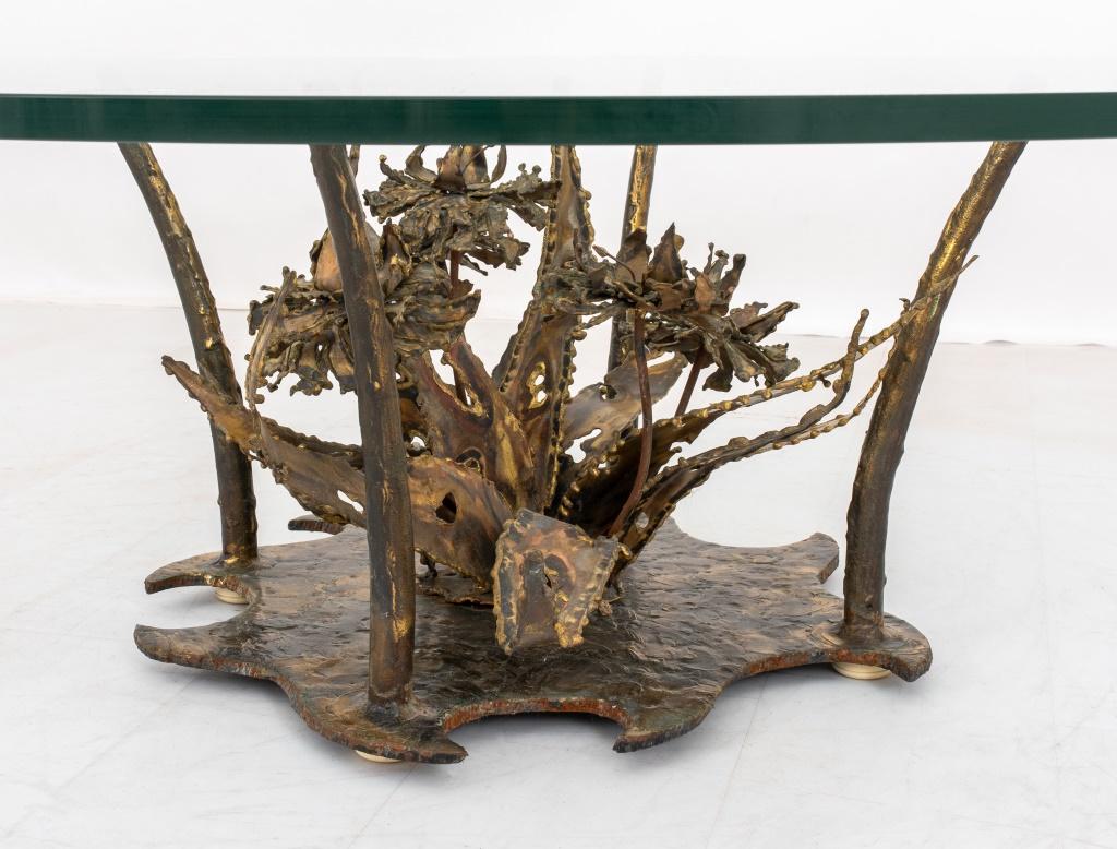Silas Seandel, niedriger Tisch aus Bronze und Glas, 1970er-Jahre (American Arts and Crafts) im Angebot