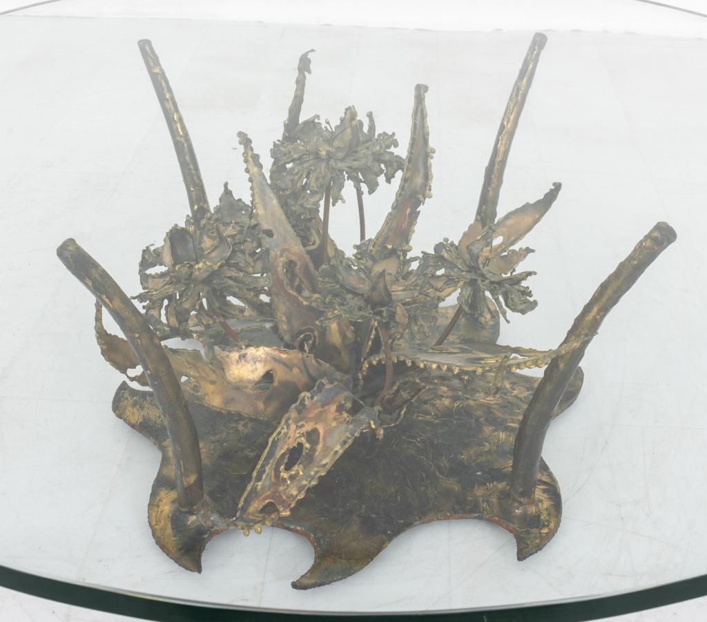 Silas Seandel, niedriger Tisch aus Bronze und Glas, 1970er-Jahre (20. Jahrhundert) im Angebot
