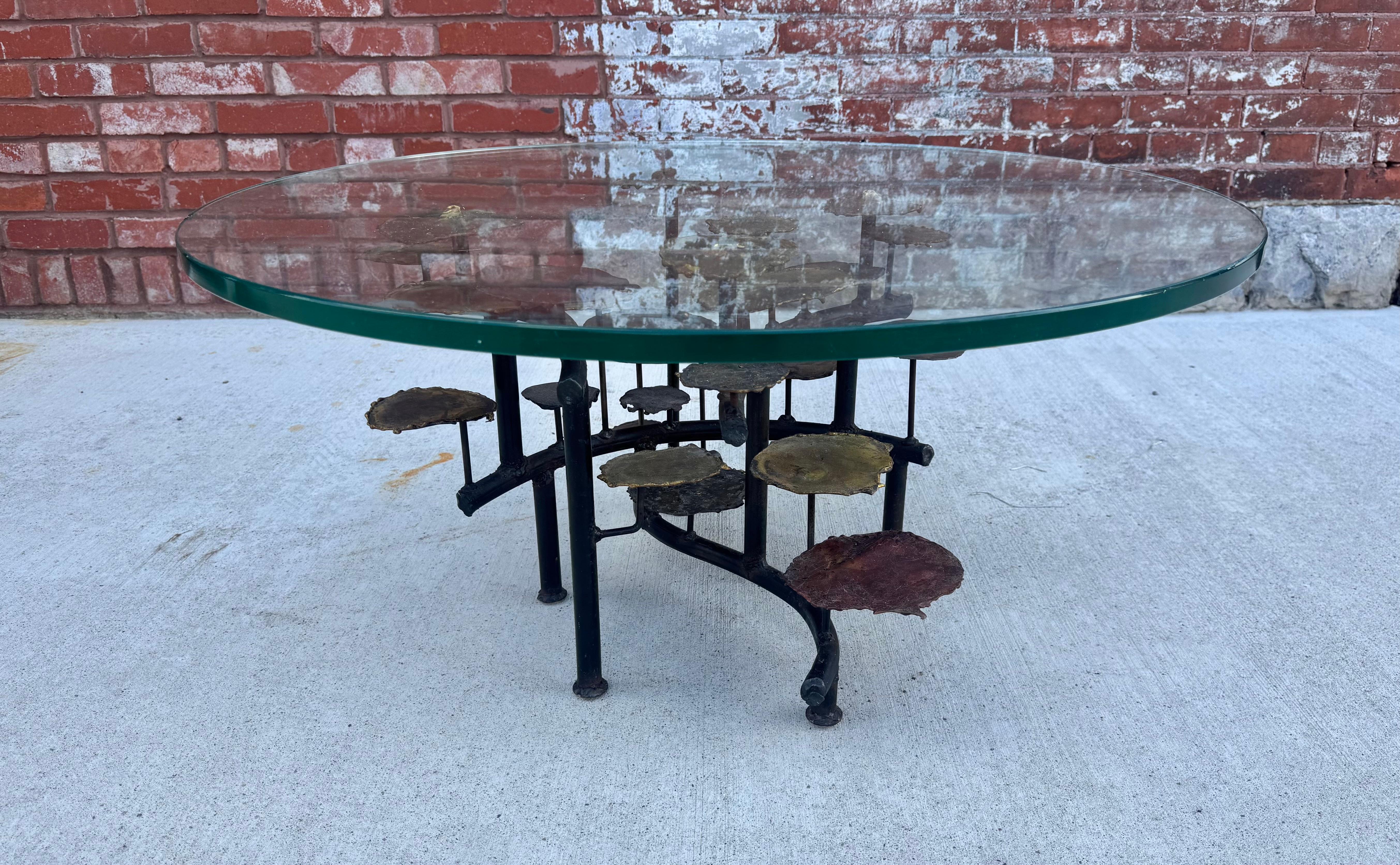 American Silas Seandel, Brutalist Lily Pad, Coffee Table, United States, circa 1974 For Sale