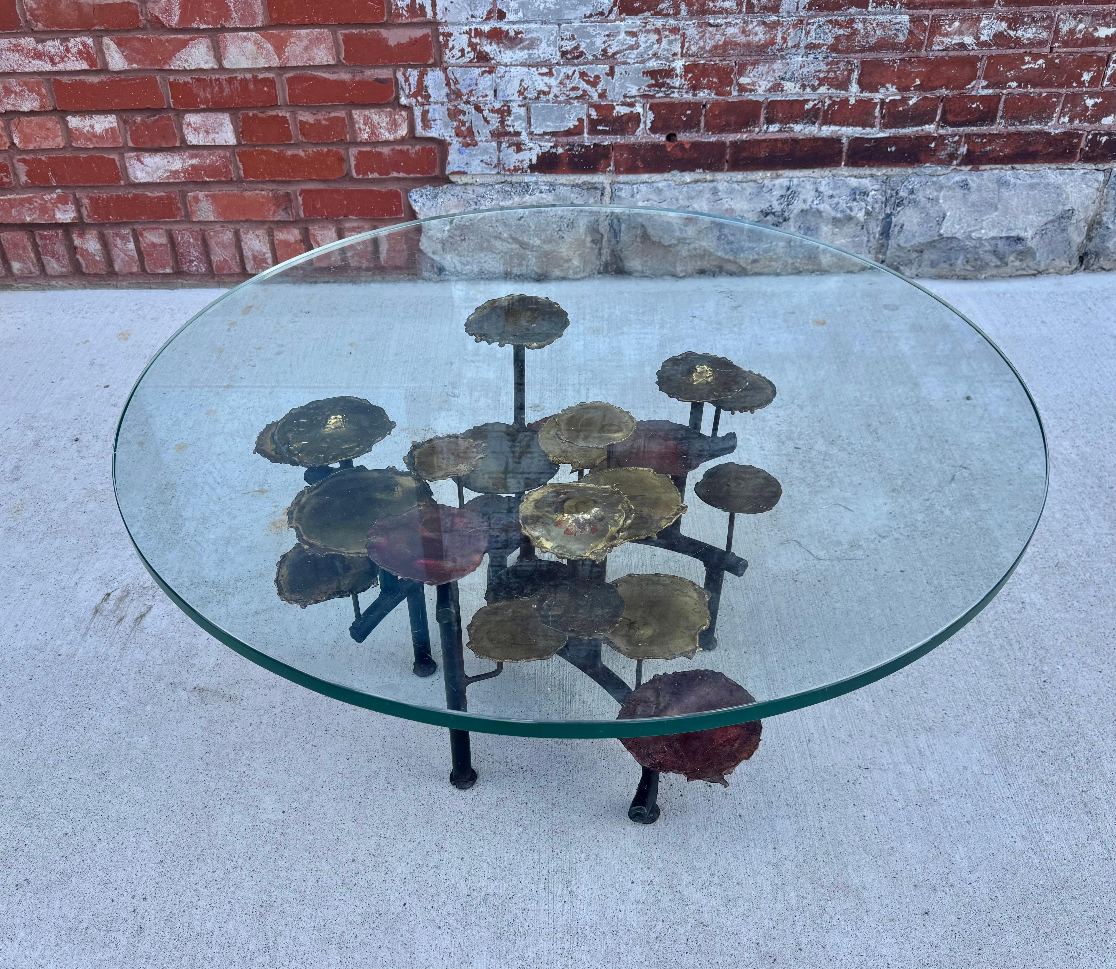 Silas Seandel, Brutalist Lily Pad, Coffee Table, United States, circa 1974 In Good Condition For Sale In Buffalo, NY