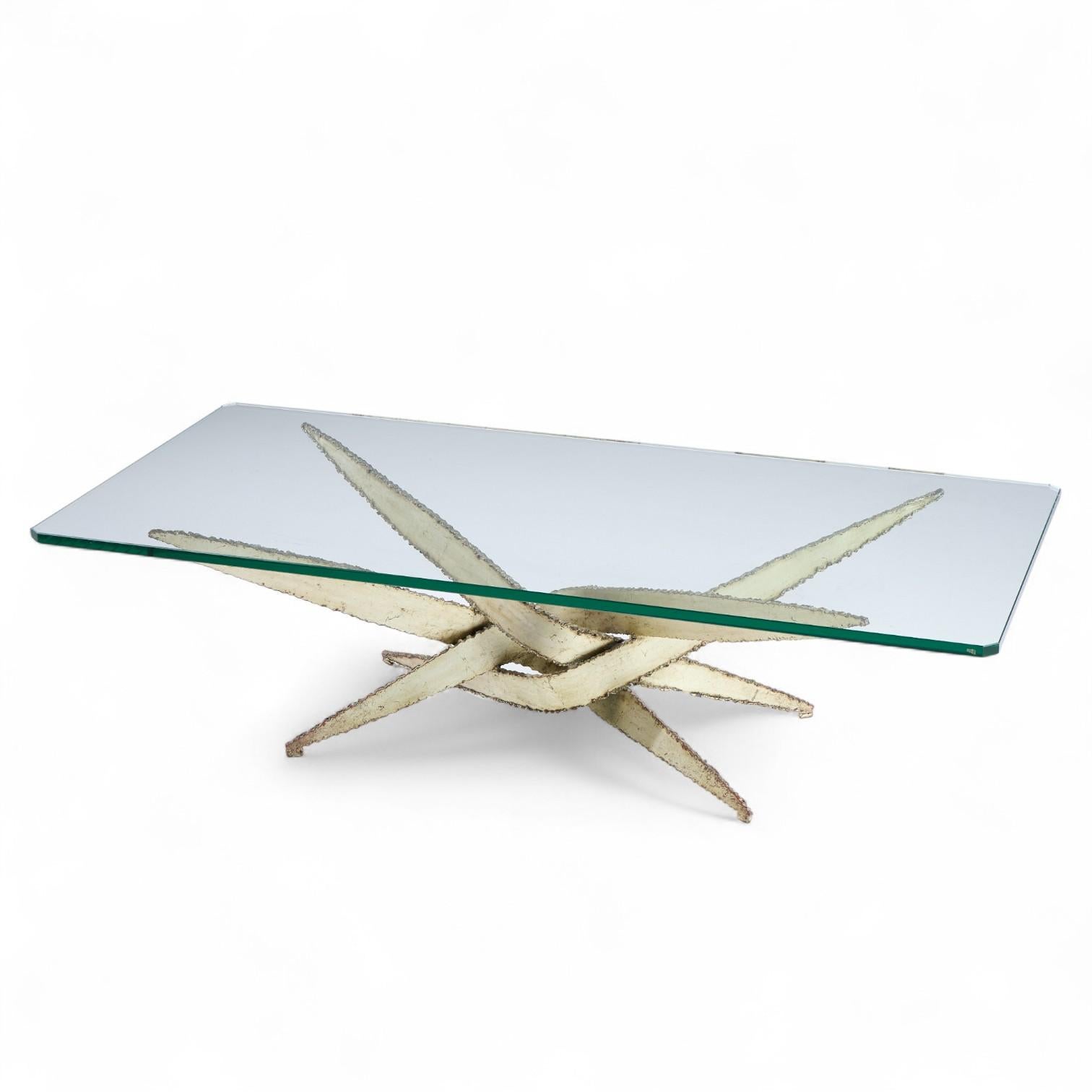 Table basse brutaliste du milieu du siècle de Silas Seandel en vente 1