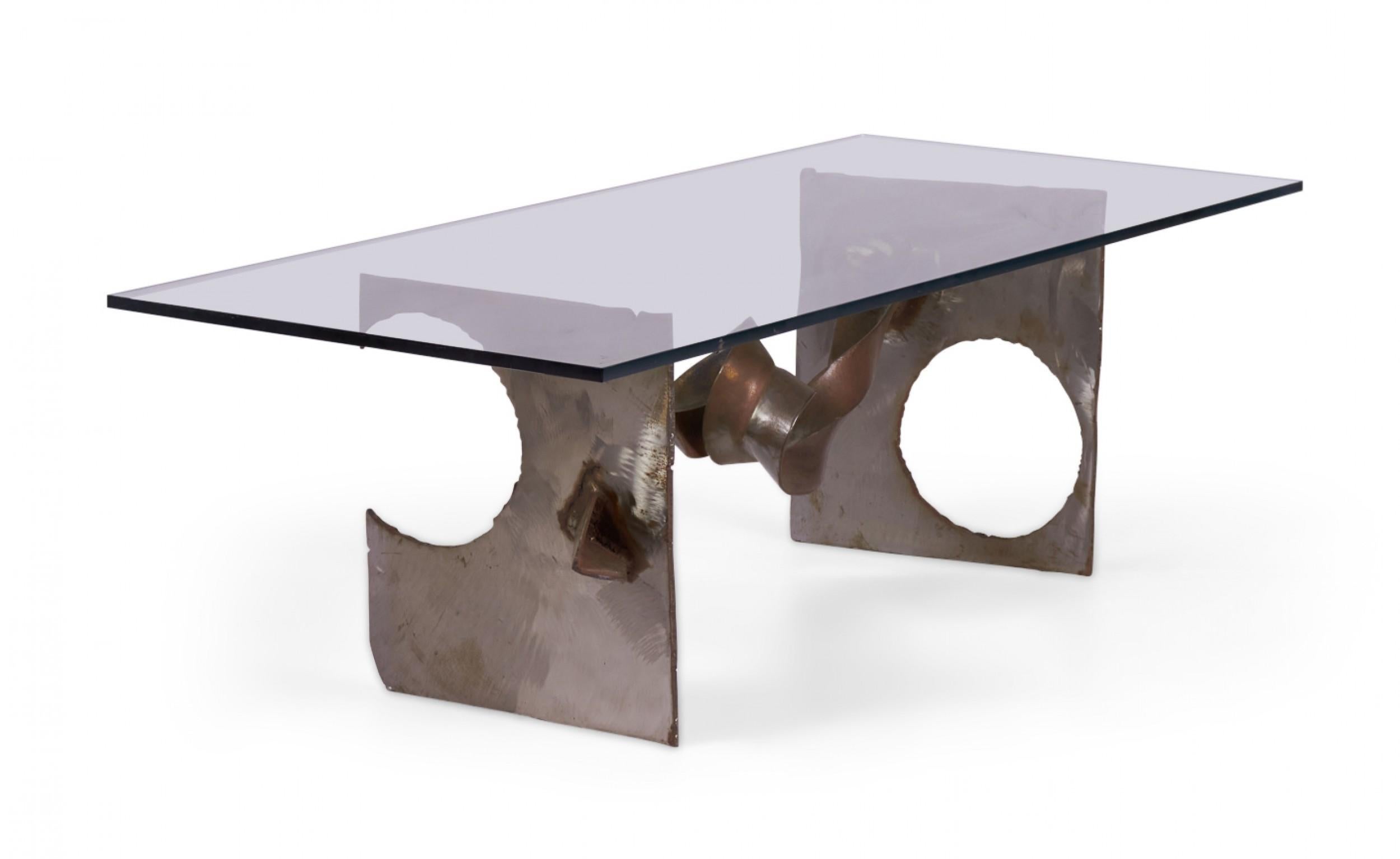 Mid-Century Modern Table basse brutaliste Silas Seandel « Tortured » en acier avec ruban en vente