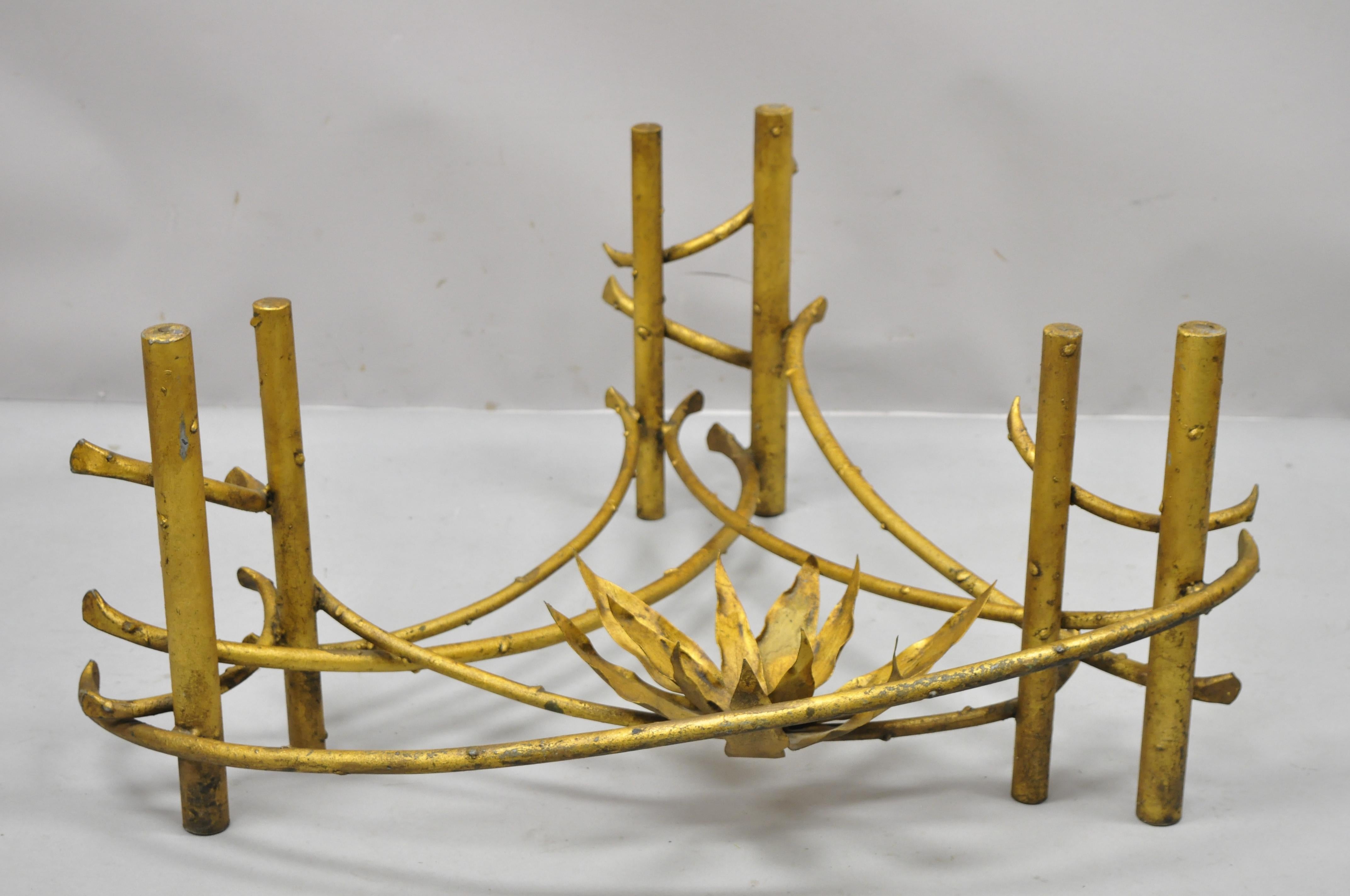 Base de table basse brutaliste Silas Seandel Lotus Flower en fer doré et faux bois en vente 4