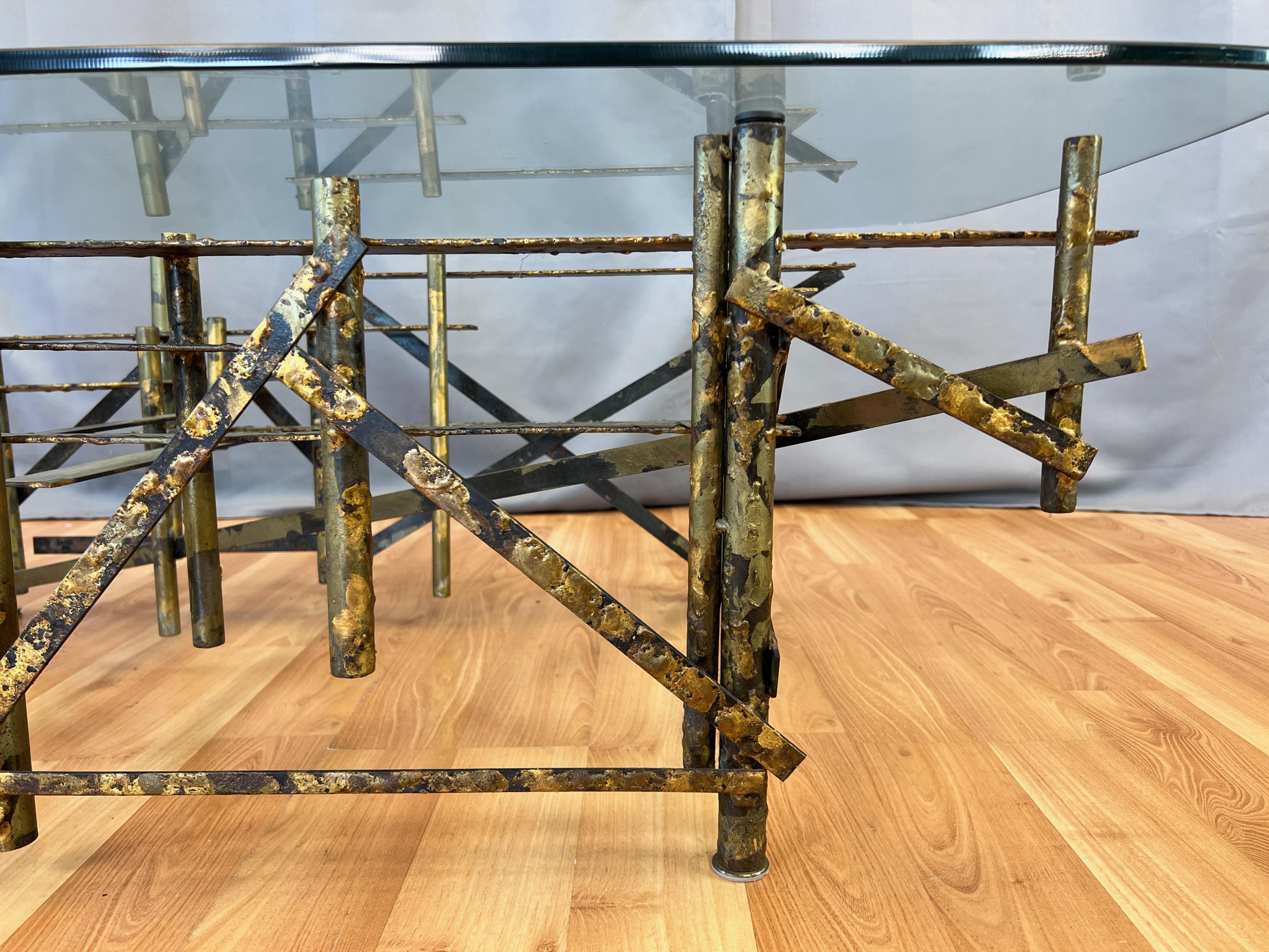 Silas Seandel-Style Brutalist Coffee Table with Painted and Gilt Finish, 1970s For Sale 6
