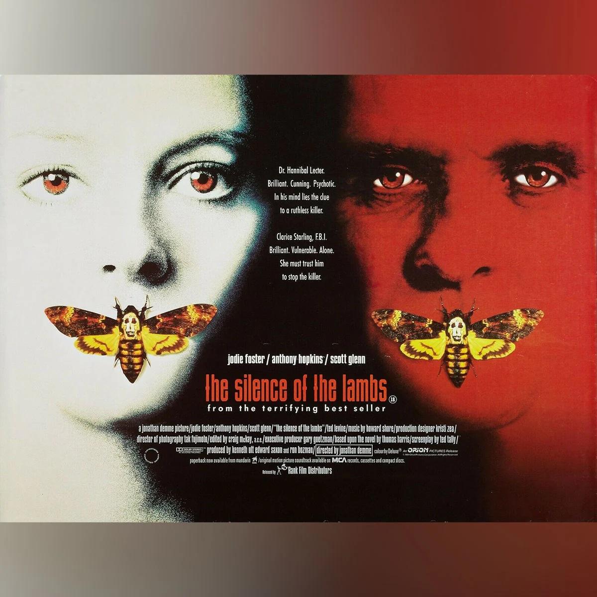 Das Schweigen der Lämmer, Die (1991)
Britisches Quad (30 X 40 Zoll)

Ein junger F.B.A.I.-Kadett muss die Hilfe eines inhaftierten und manipulativen Kannibalenmörders in Anspruch nehmen, um einen anderen Serienmörder zu fangen, einen Wahnsinnigen,