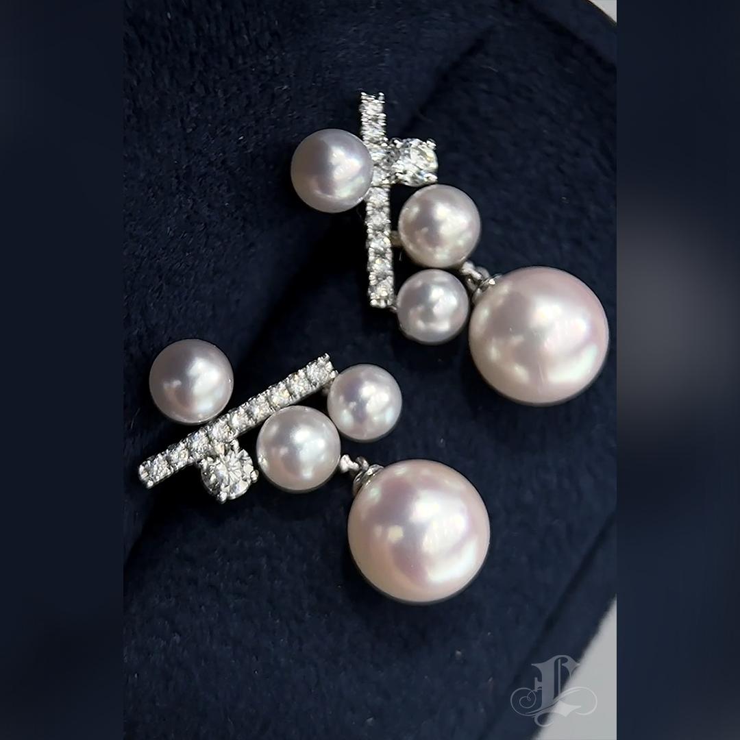 Donna 【Geometria Silenziosa】Orecchini a Barretta con Diamanti e Perle Akoya in Oro Bianco 18k in vendita