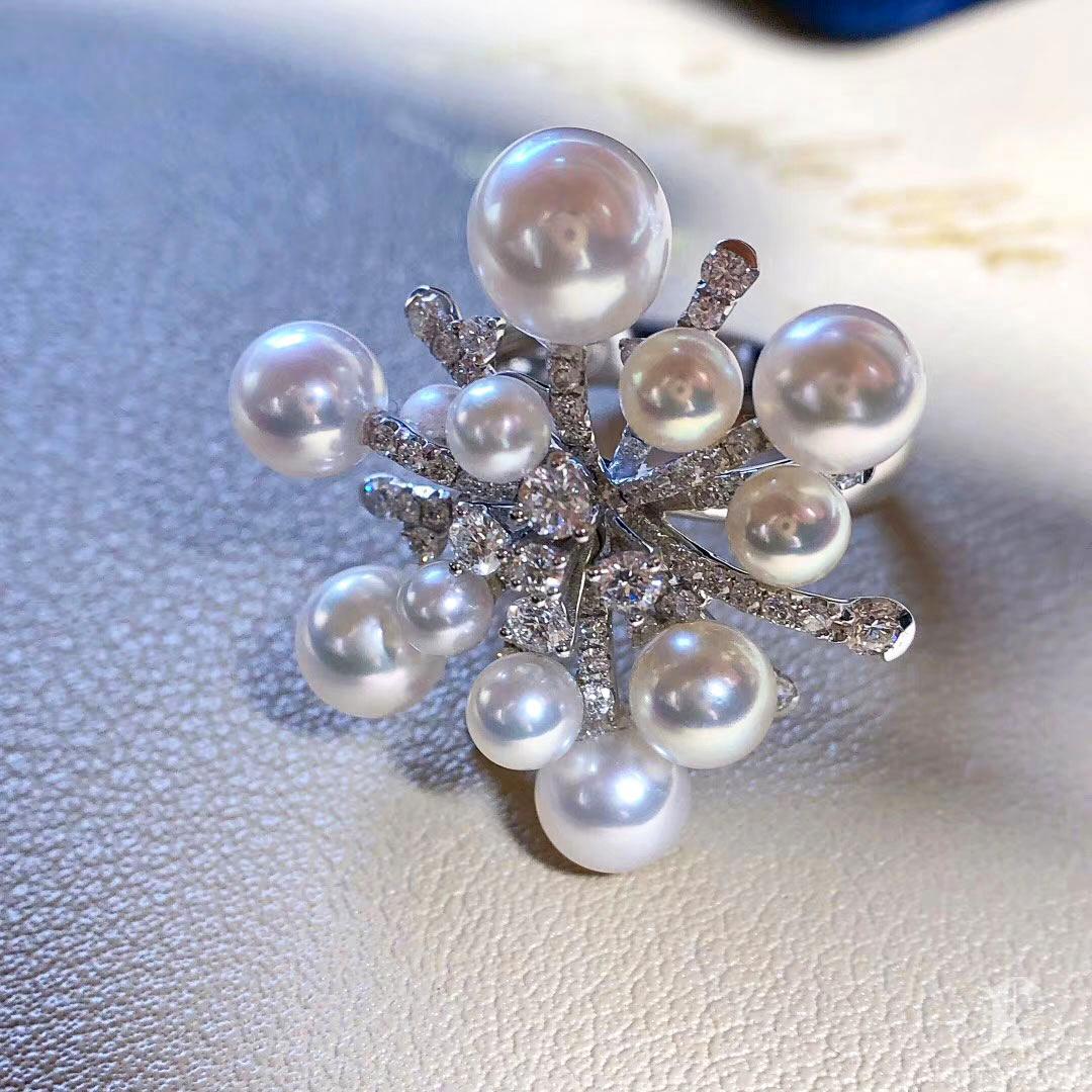 【Geometria Silenziosa】 Anello con perle Akoya e diamanti a forma di fuoco d'artificio in vendita 1