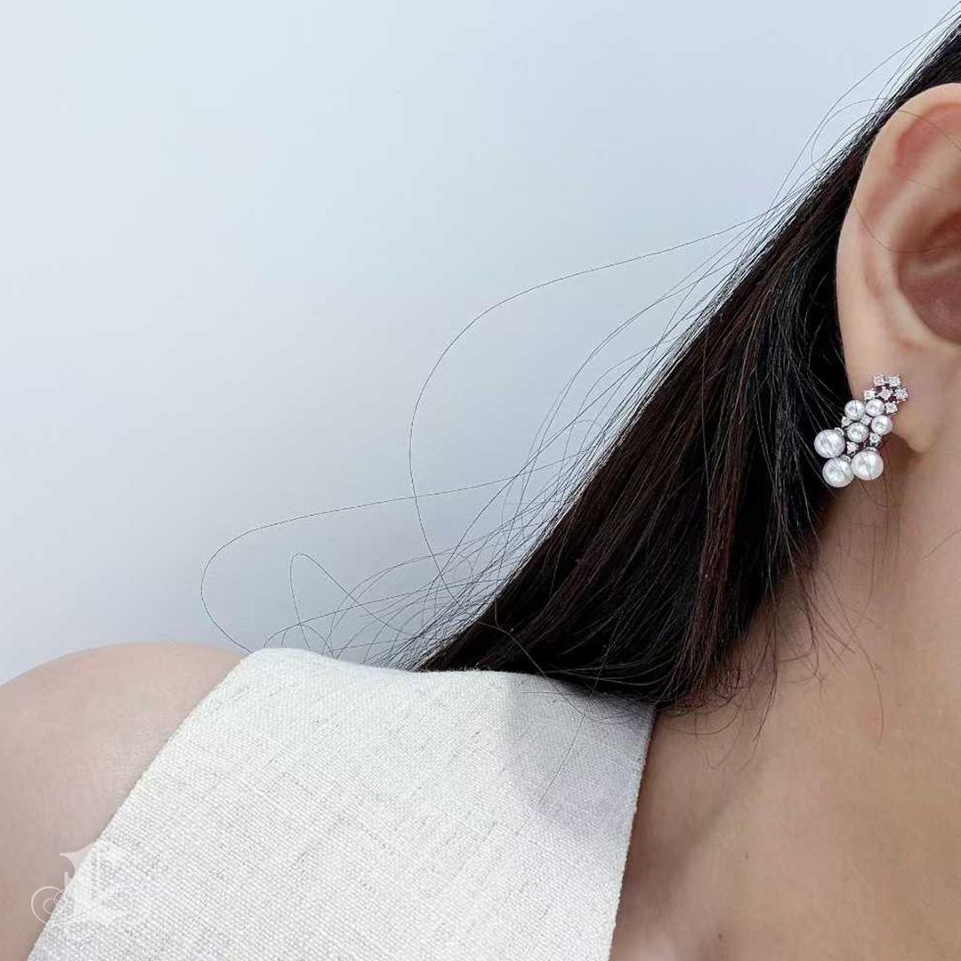Uncut 【Silent Geometry】Baby Akoya Diamond Cluster Earrings For Sale