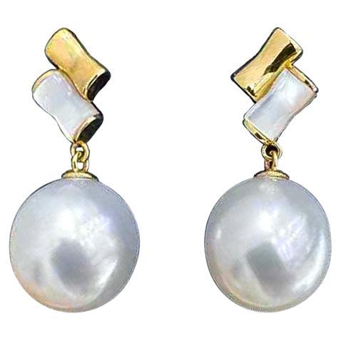 【Silent Geometry】Linear Bloom South Sea Pearl & Mother-of-Pearl Earrings