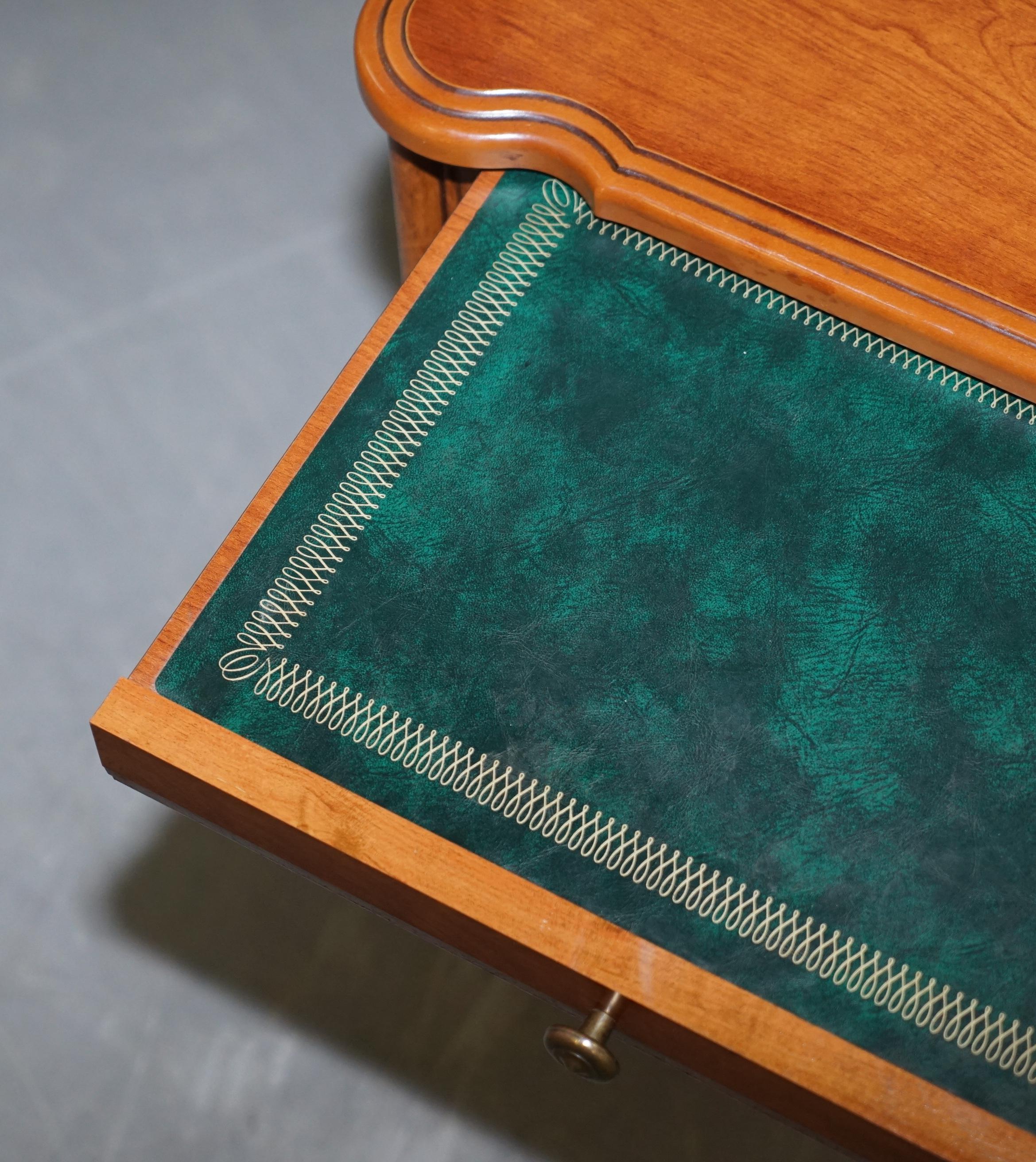 Silent Night Bedside Table Cabinet with Butlers Serving Tray for Drinks & Snacks For Sale 3