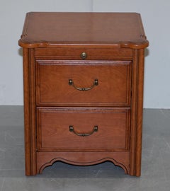 Silent Night Bedside Table Cabinet with Butlers Serving Tray for Drinks & Snacks