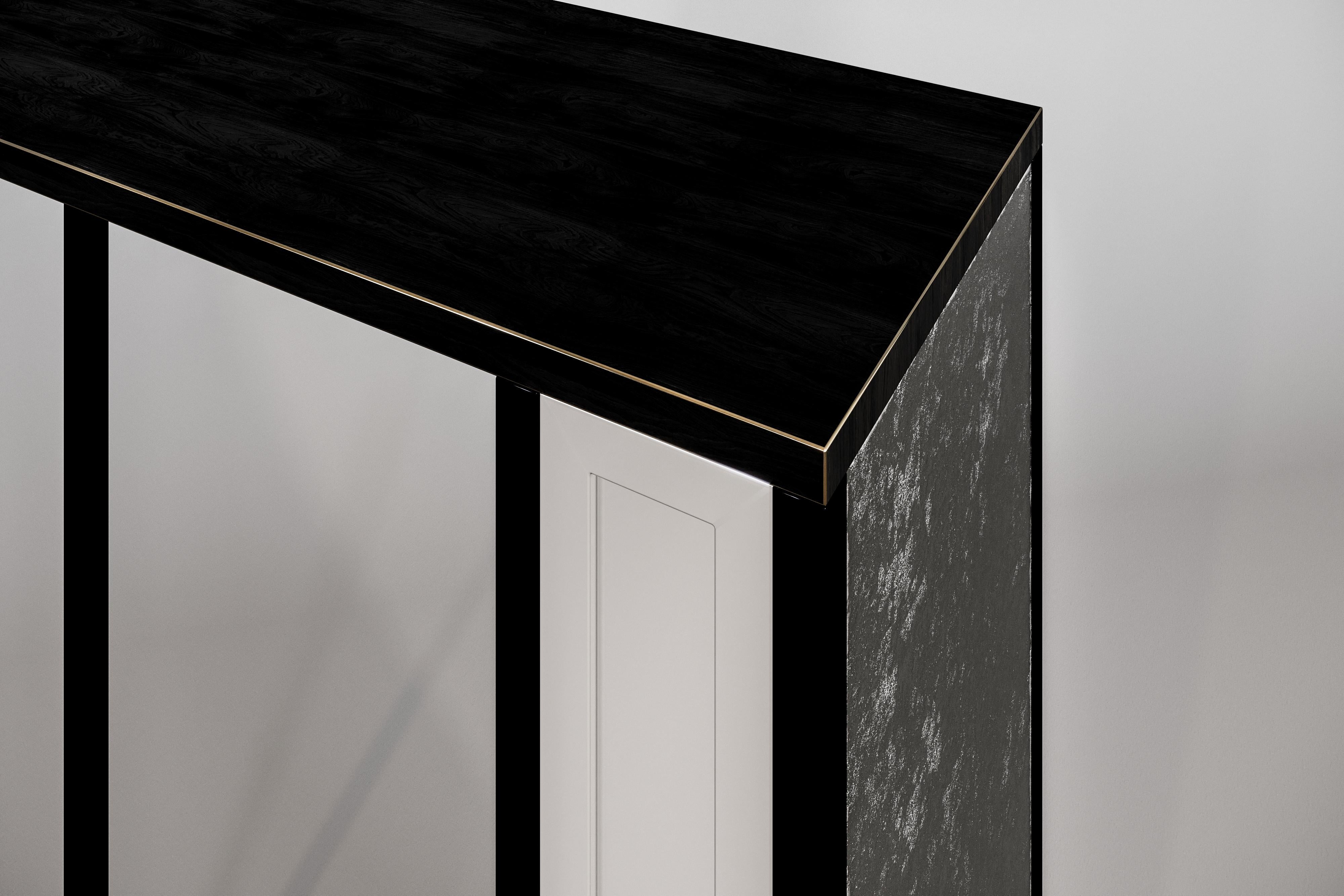 Modern Silhouette Console of Beveled Mirror, Glass and Lacquer, Made in Italy For Sale