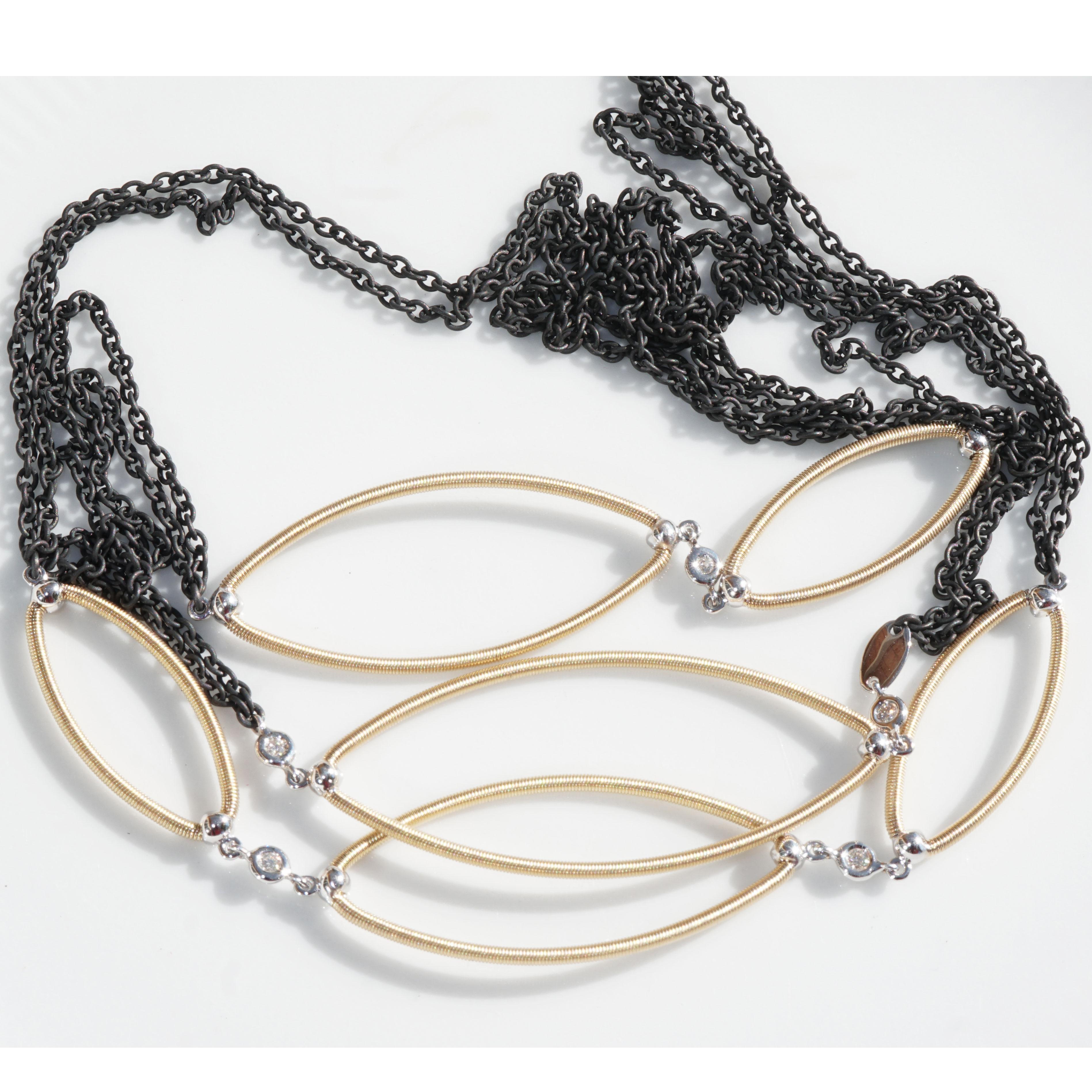 Silhouette Efeu Brilliant Halskette Gold Eisen Wire Wrapping Deutsch Präzision im Angebot 1