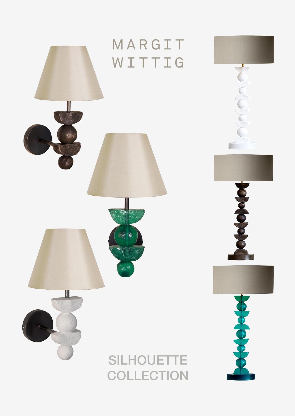 Silhouette-Skulptur-Wandleuchte zeitgenössisch in Weiß von Margit Wittig (Englisch) im Angebot
