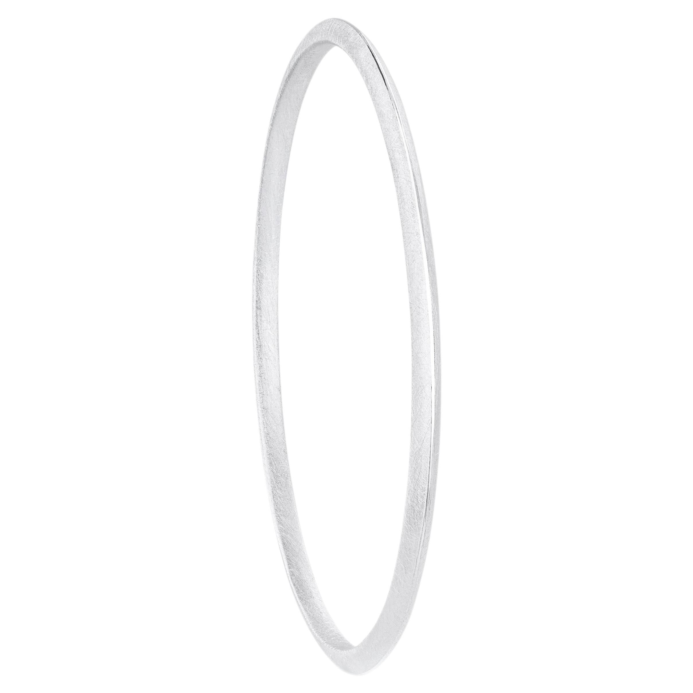 Silhouette Thick Oval Bangle in Textured Sterling Silver by Sheng Zhang For Sale
