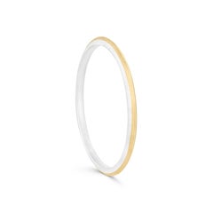 Silhouette Zweifarbiger Armreif aus Sterlingsilber und 18 Karat Gold von Sheng Zhang